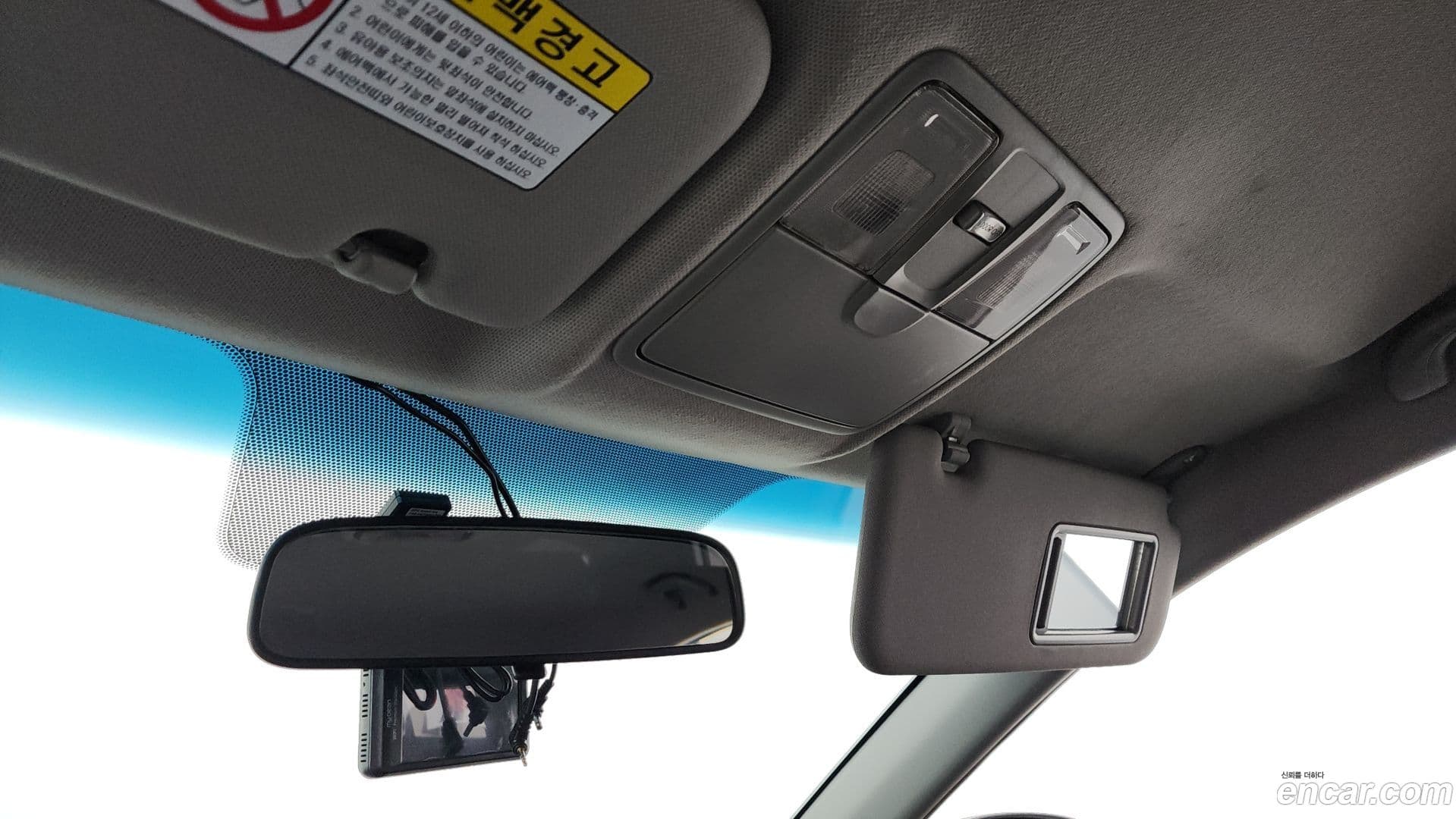 Main__Slider__Photo:Accent Hyundai 2016.1-18