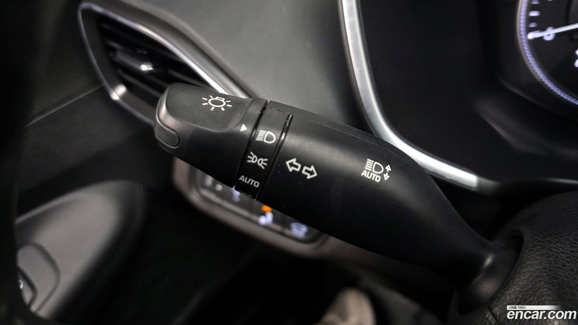 Main__Slider__Photo:Santafe Hyundai 2019.11-16