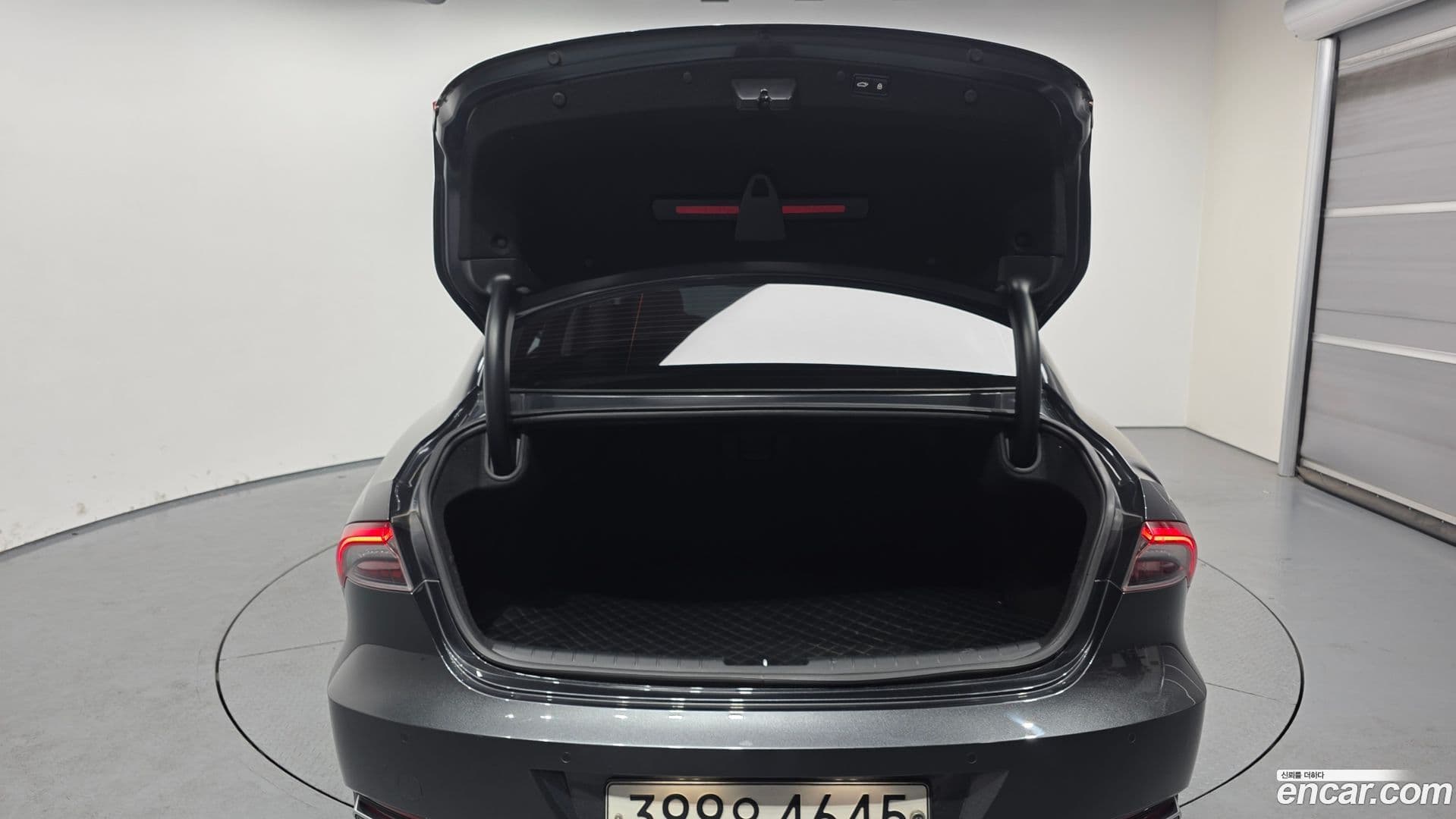 Main__Slider__Photo:Grandeur Hyundai 2020.4-19