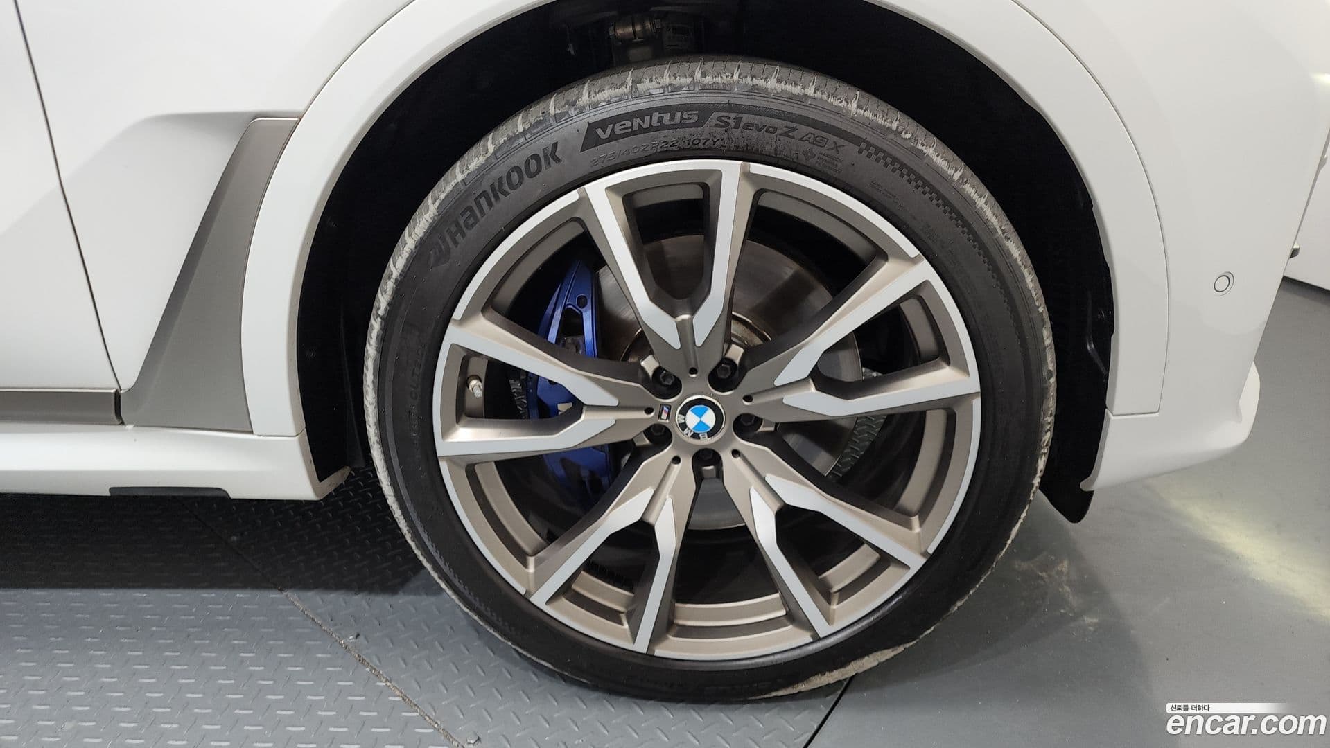 Main__Slider__Photo:X7 BMW 2020.6-4