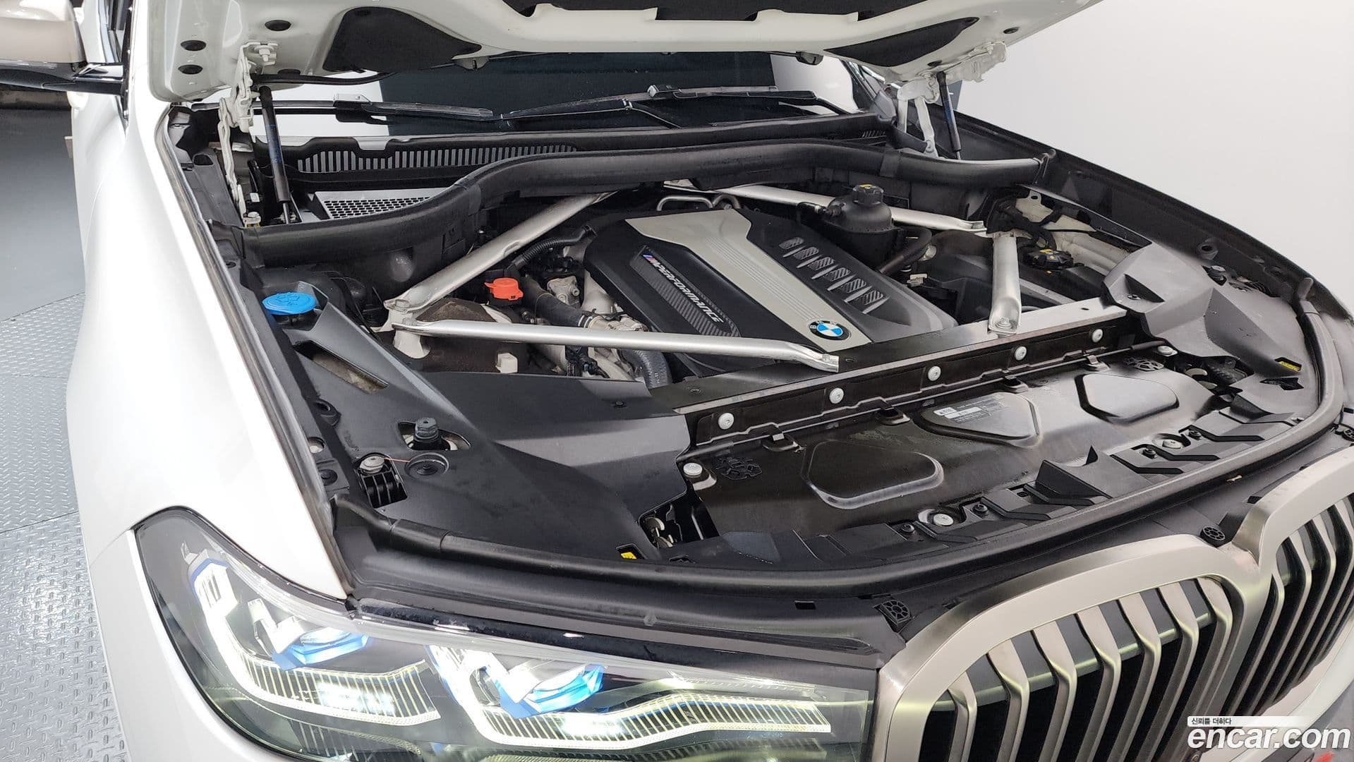 Main__Slider__Photo:X7 BMW 2020.6-5