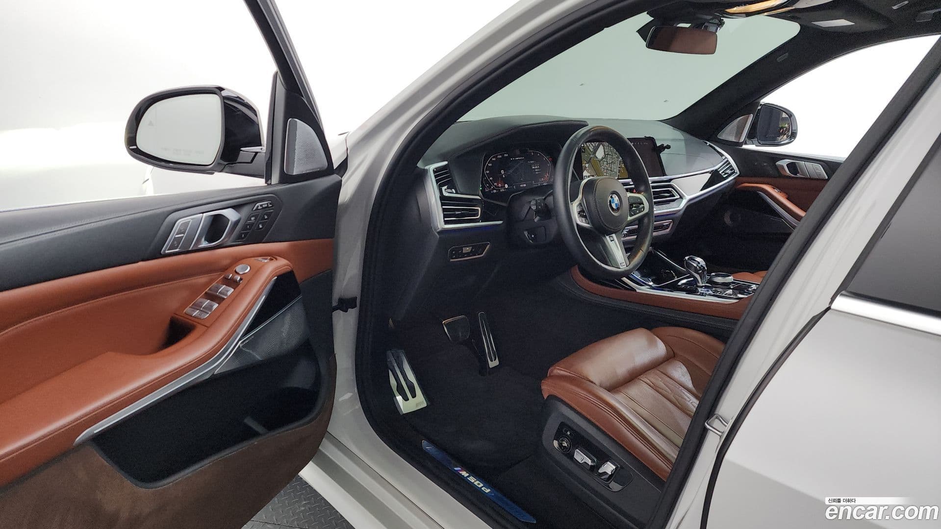 Main__Slider__Photo:X7 BMW 2020.6-9