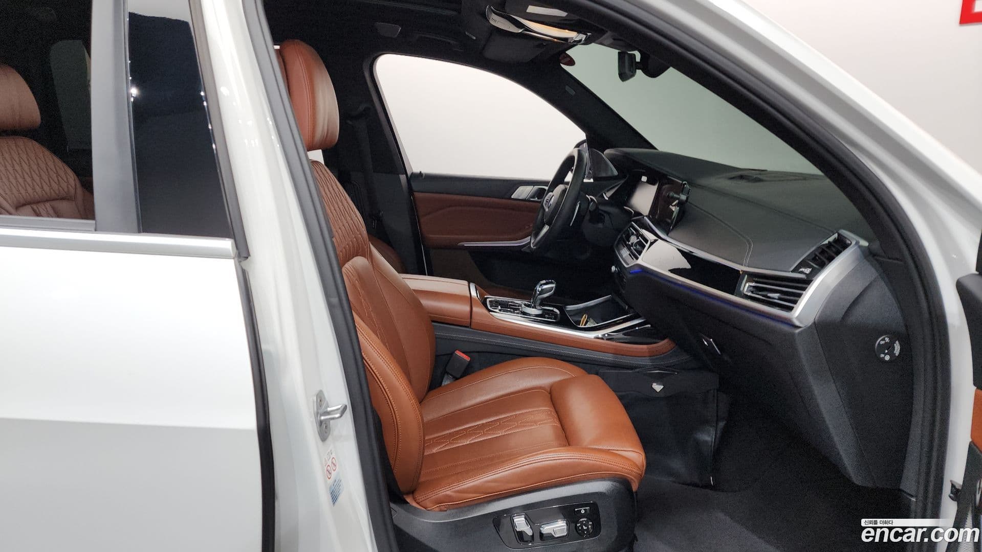 Main__Slider__Photo:X7 BMW 2020.6-10