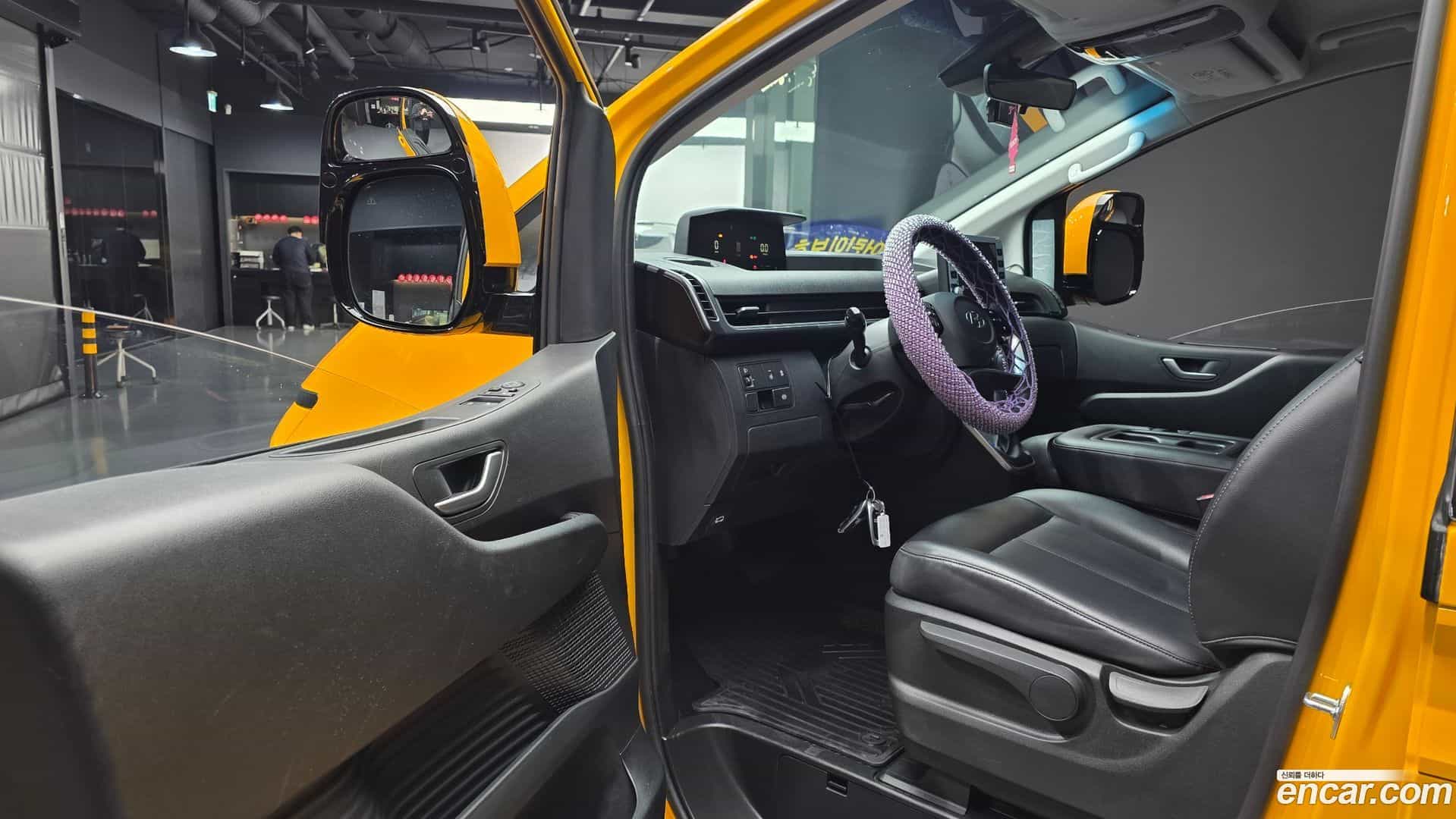 Staria Hyundai 2022.11-INNER-010