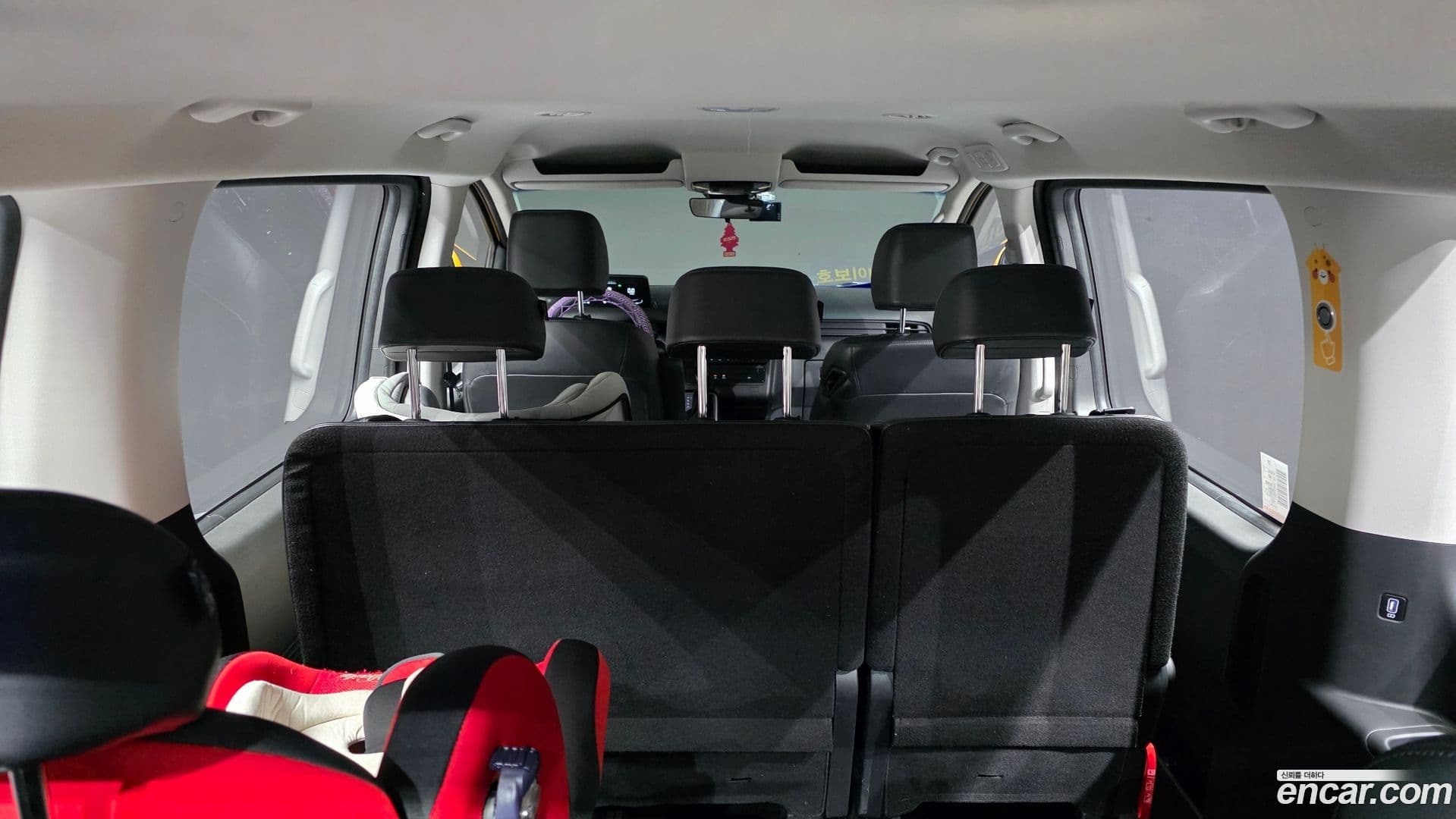 Main__Slider__Photo:Staria Hyundai 2022.11-19