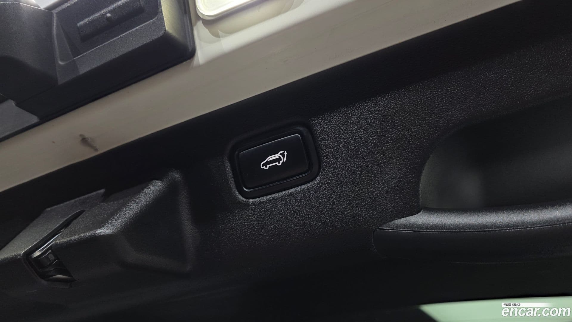 Main__Slider__Photo:EV6 Kia 2021.8-19