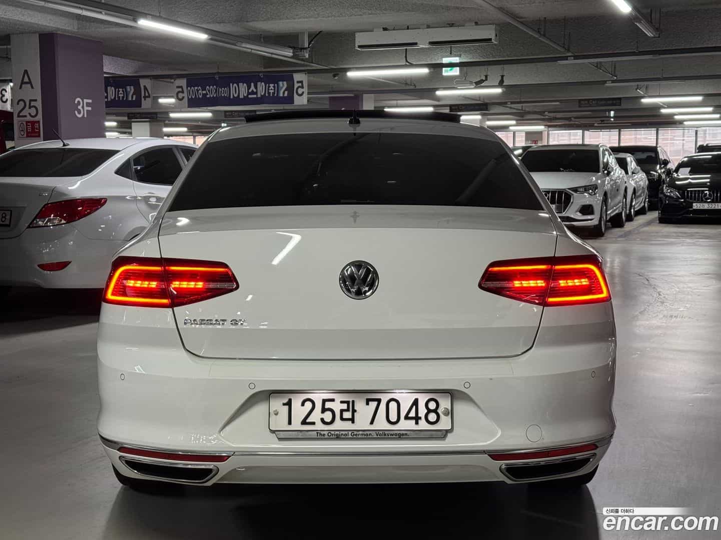 Passat Volkswagen 2018.3-OUTER-004