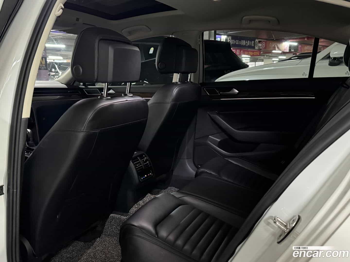 Passat Volkswagen 2018.3-OPTION-015