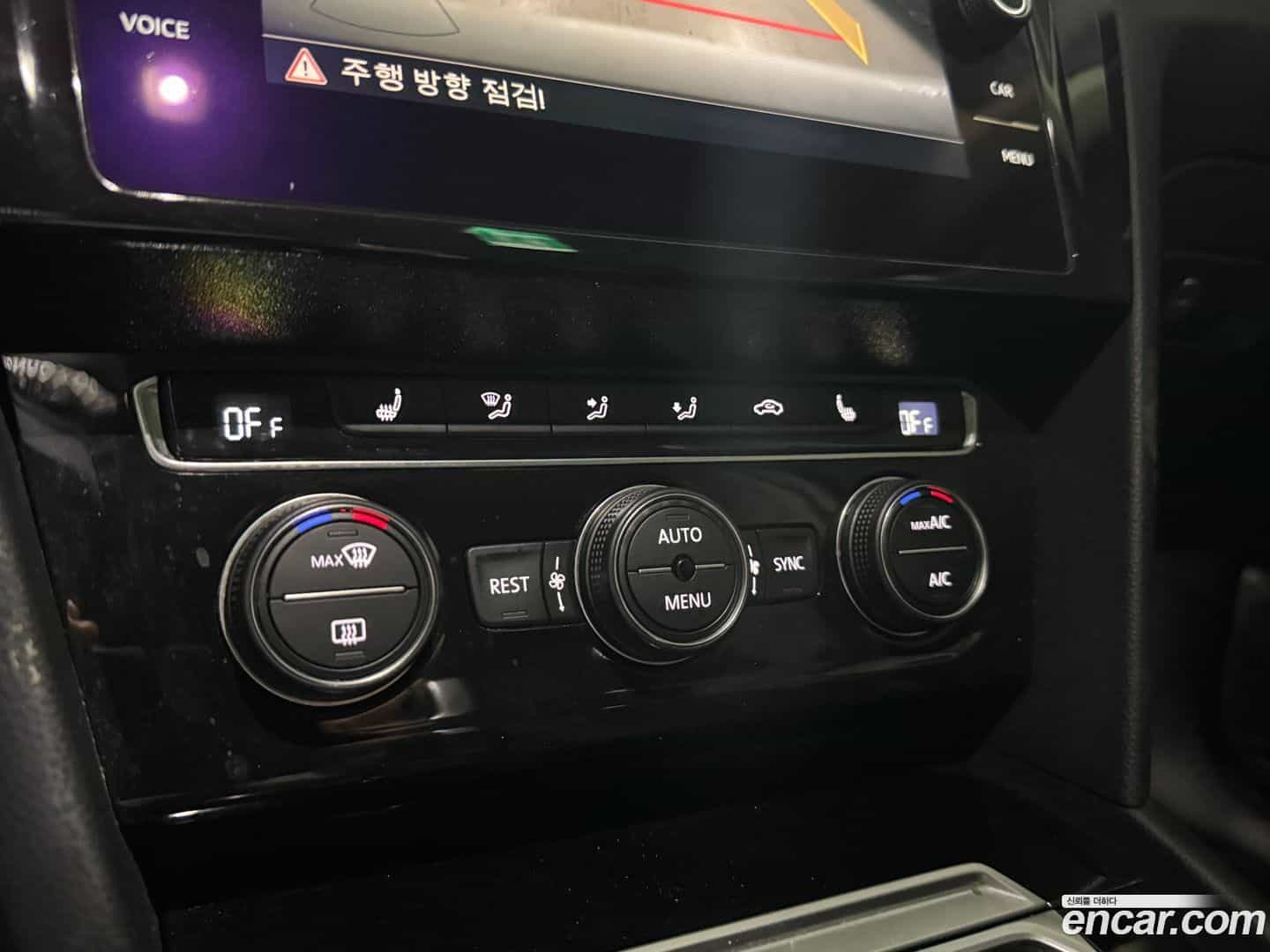 Passat Volkswagen 2018.3-OPTION-019