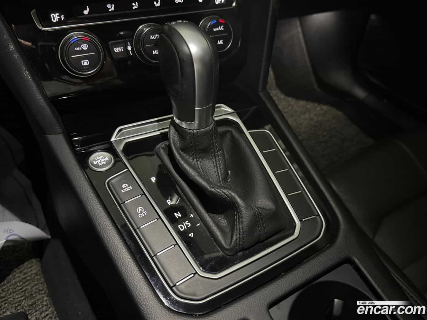 Passat Volkswagen 2018.3-OPTION-020