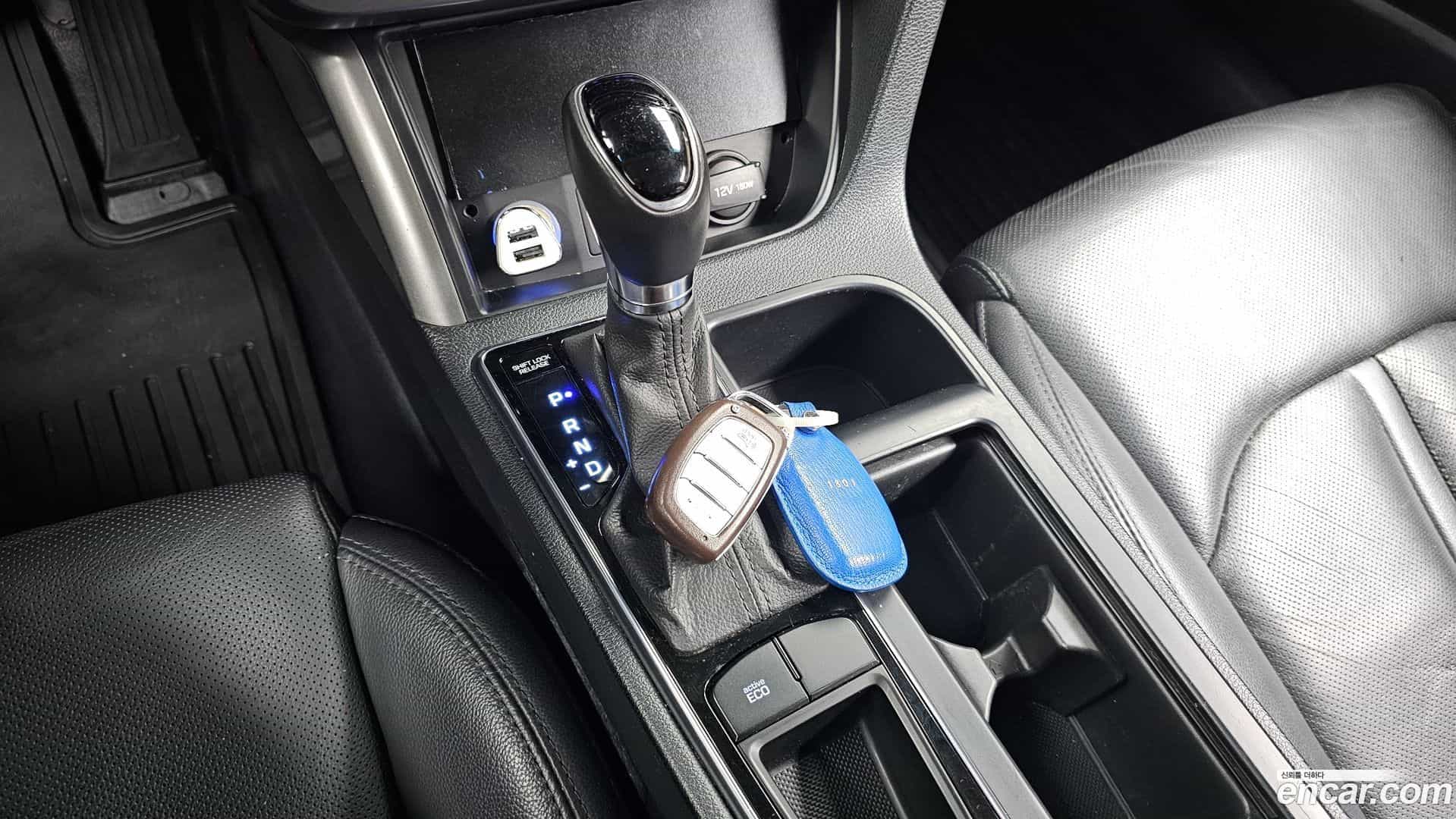 Sonata Hyundai 2016.9-INNER-009