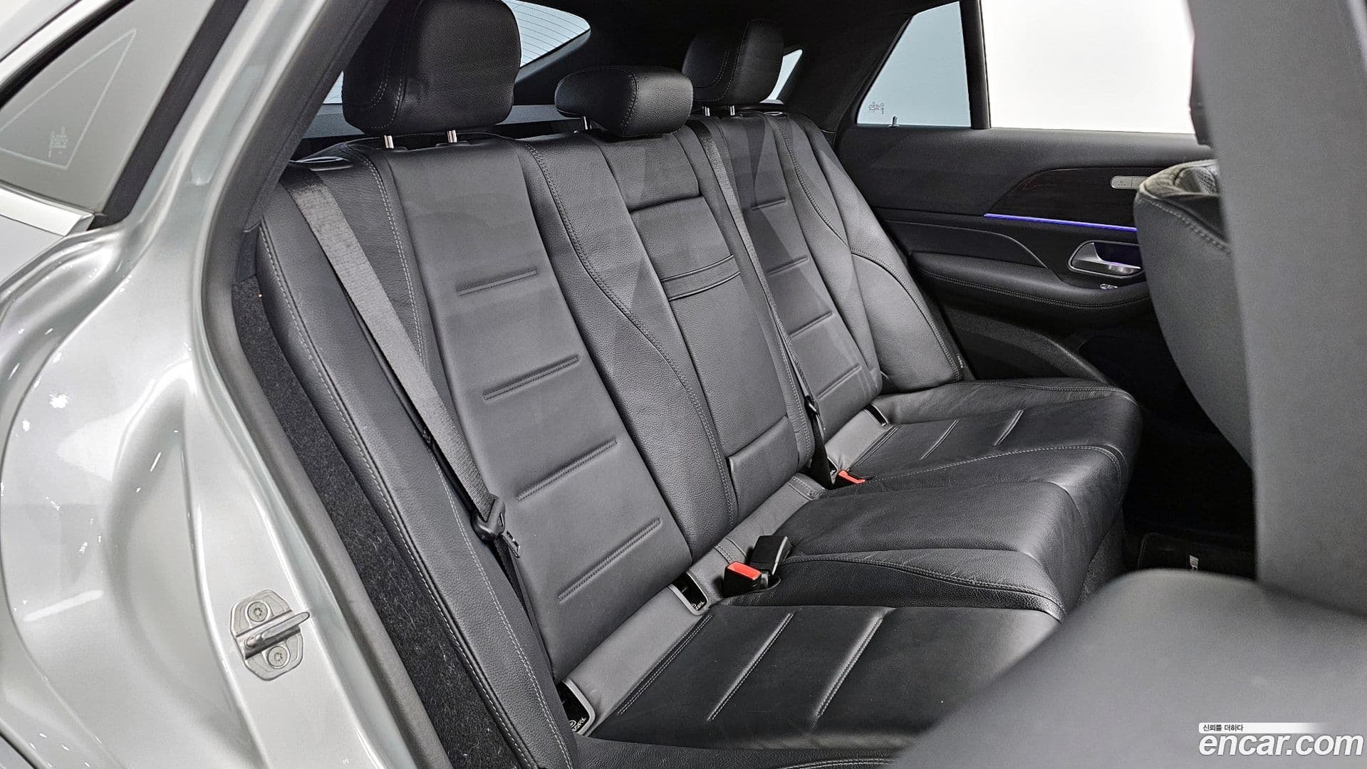 Main__Slider__Photo:GLE-Class Mercedes-Benz 2020.11-11