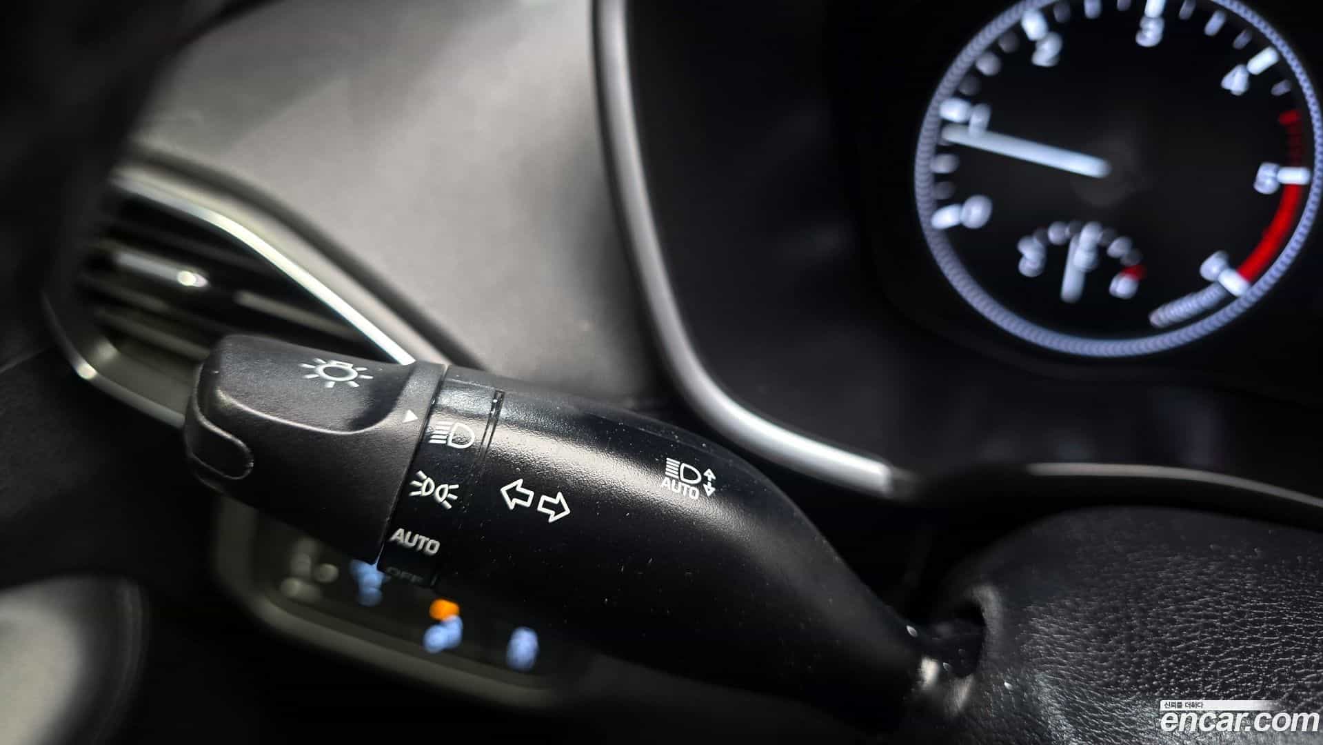 Santafe Hyundai 2018.5-OPTION-021