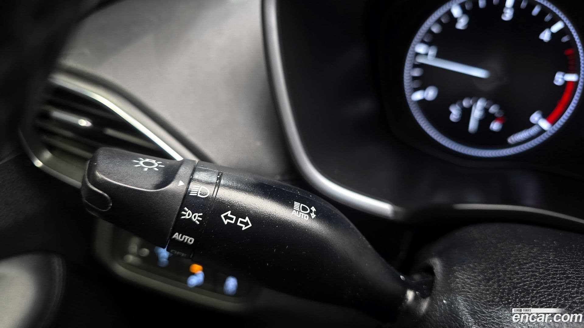 Main__Slider__Photo:Santafe Hyundai 2018.5-16