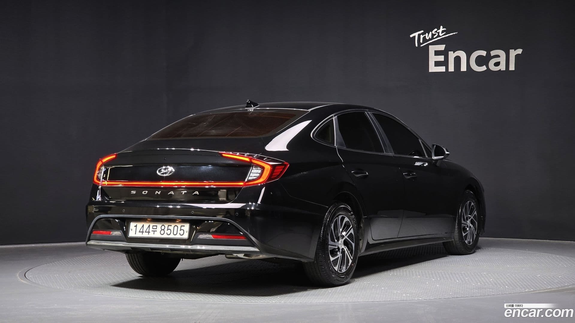 Main__Slider__Photo:Sonata Hyundai 2021.4-1