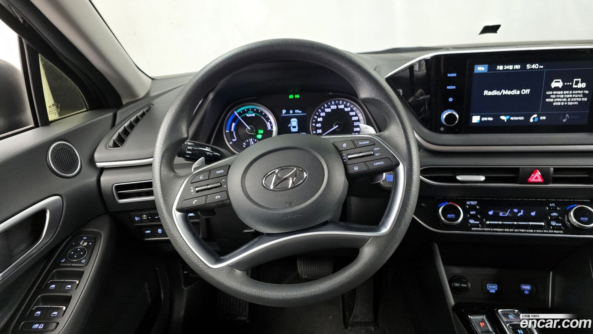 Main__Slider__Photo:Sonata Hyundai 2021.4-12