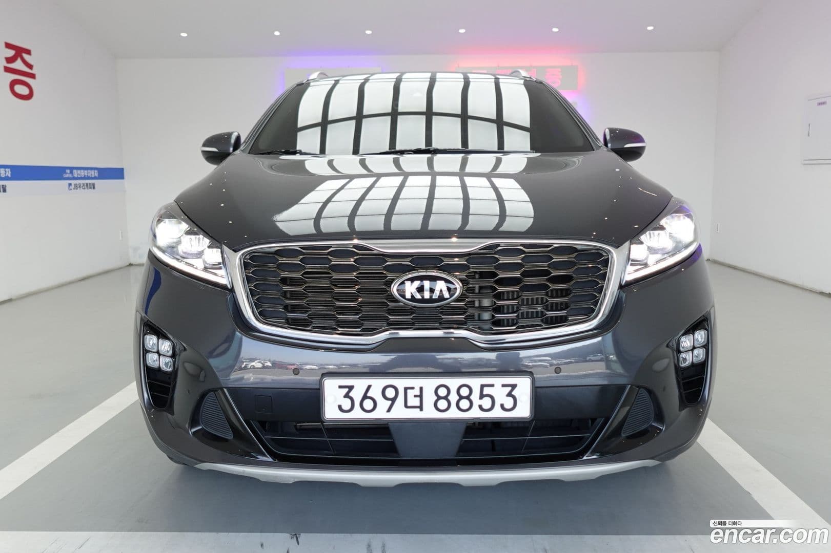 Main__Slider__Photo:Sorento Kia 2020.2-0
