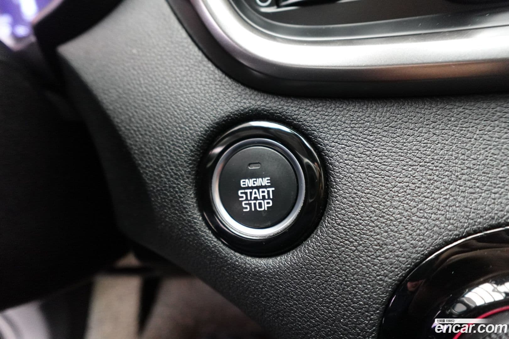 Main__Slider__Photo:Sorento Kia 2020.2-11