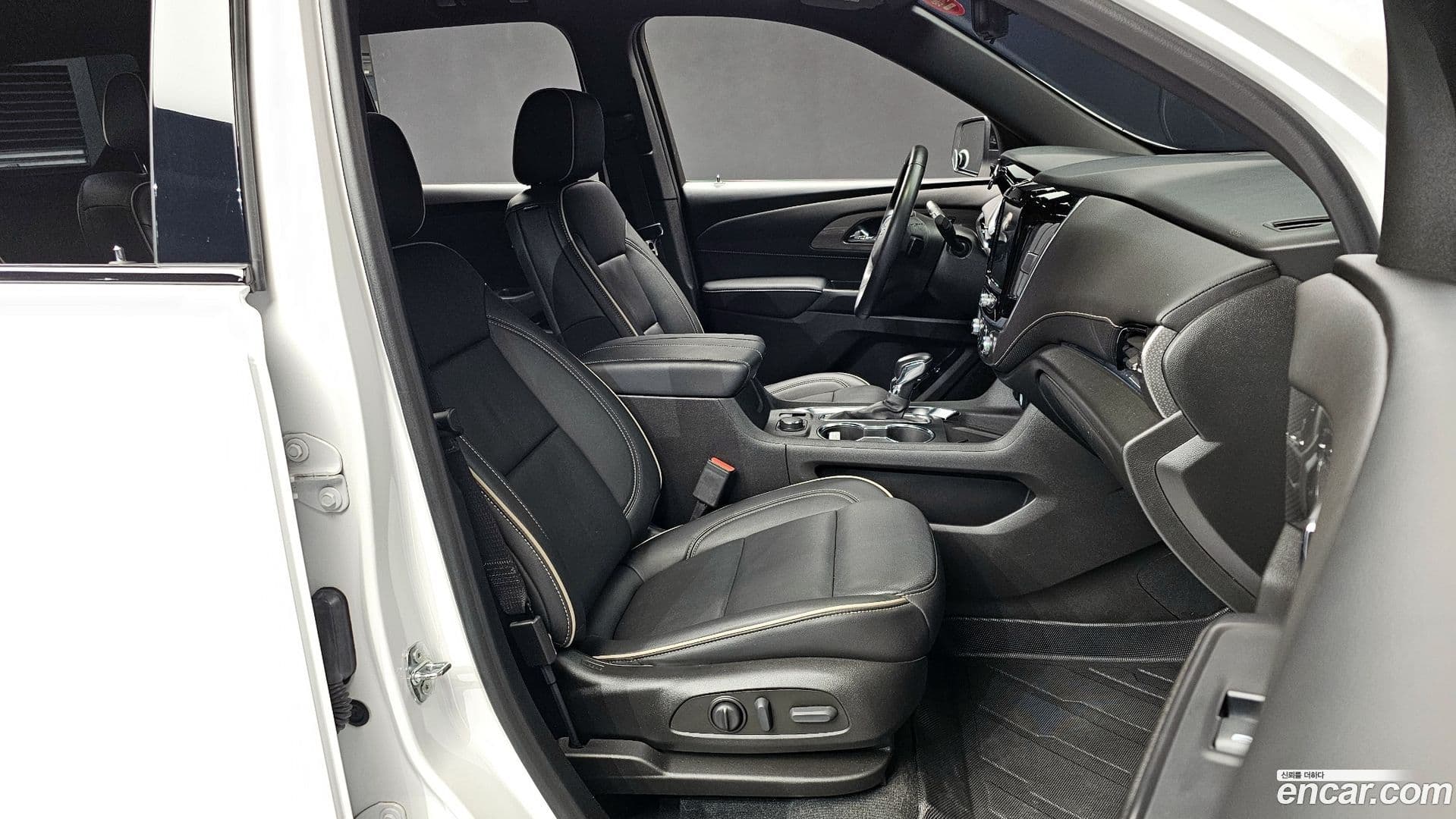 Main__Slider__Photo:Traverse ChevroletGMDaewoo 2022.7-9