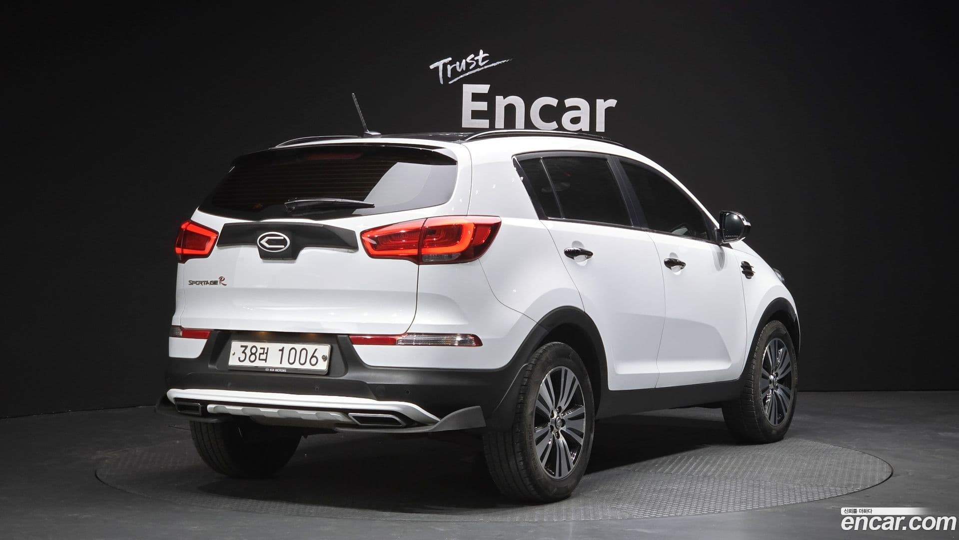 Main__Slider__Photo:Sportage Kia 2014.10-1