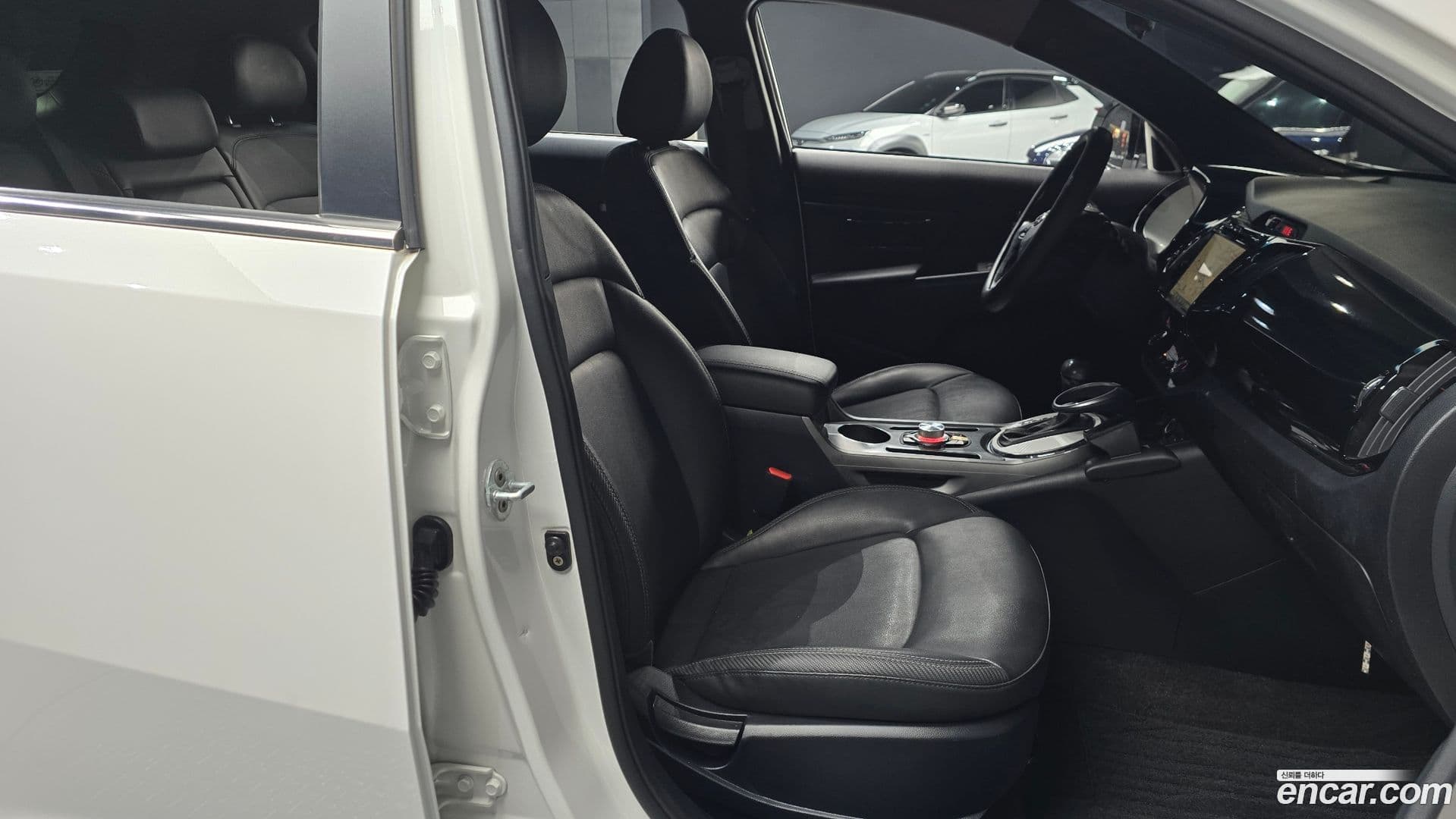 Main__Slider__Photo:Sportage Kia 2014.10-9