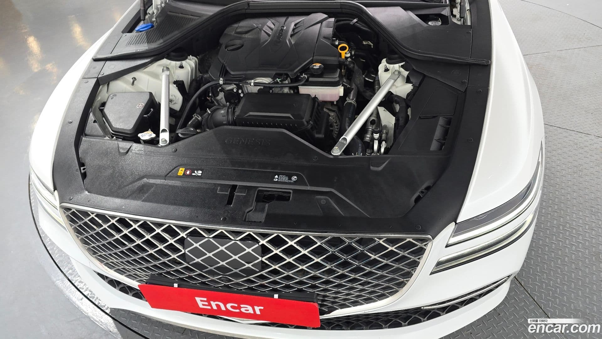 Main__Slider__Photo:G80 Genesis 2021.3-5