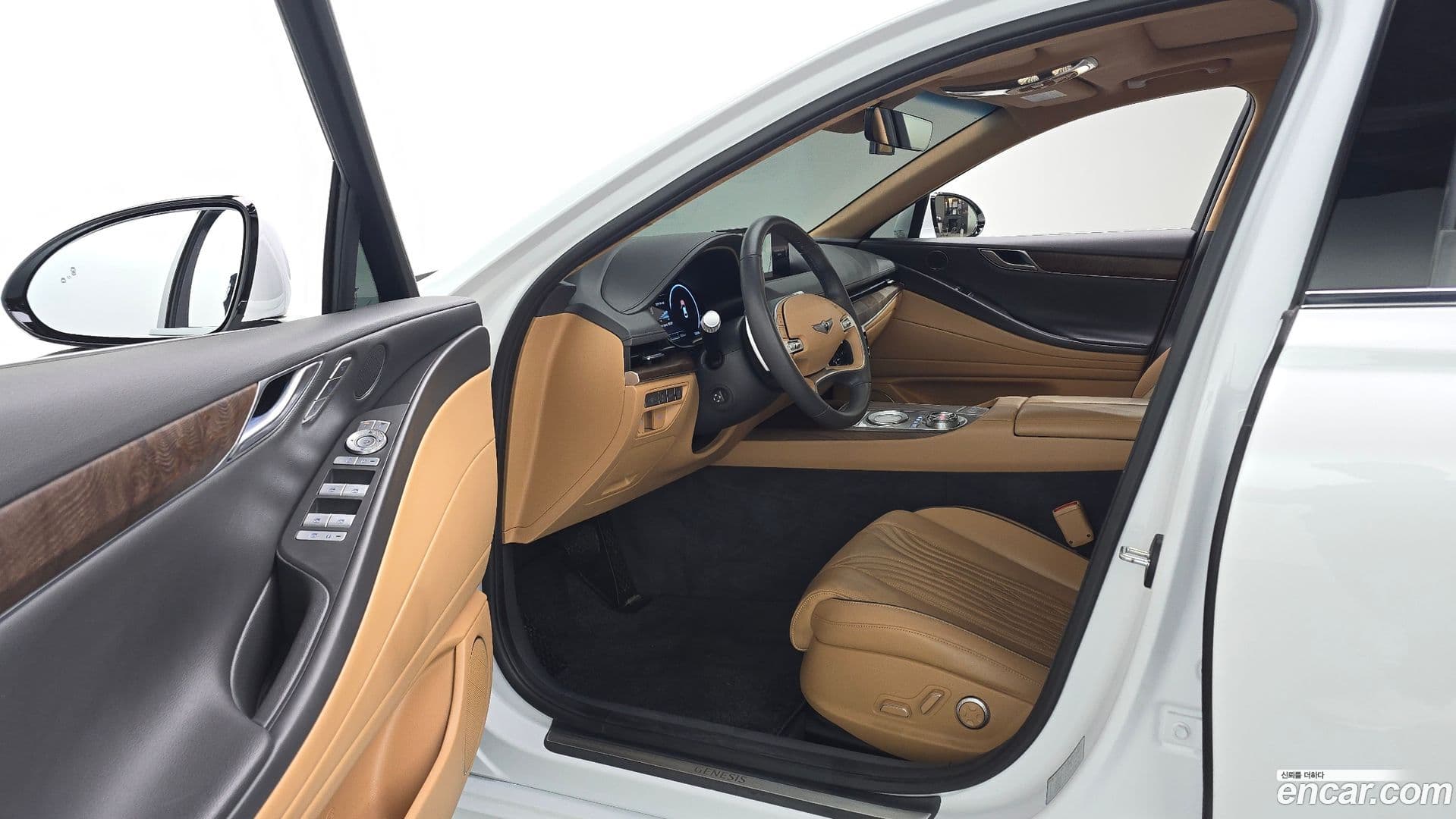 Main__Slider__Photo:G80 Genesis 2021.3-9