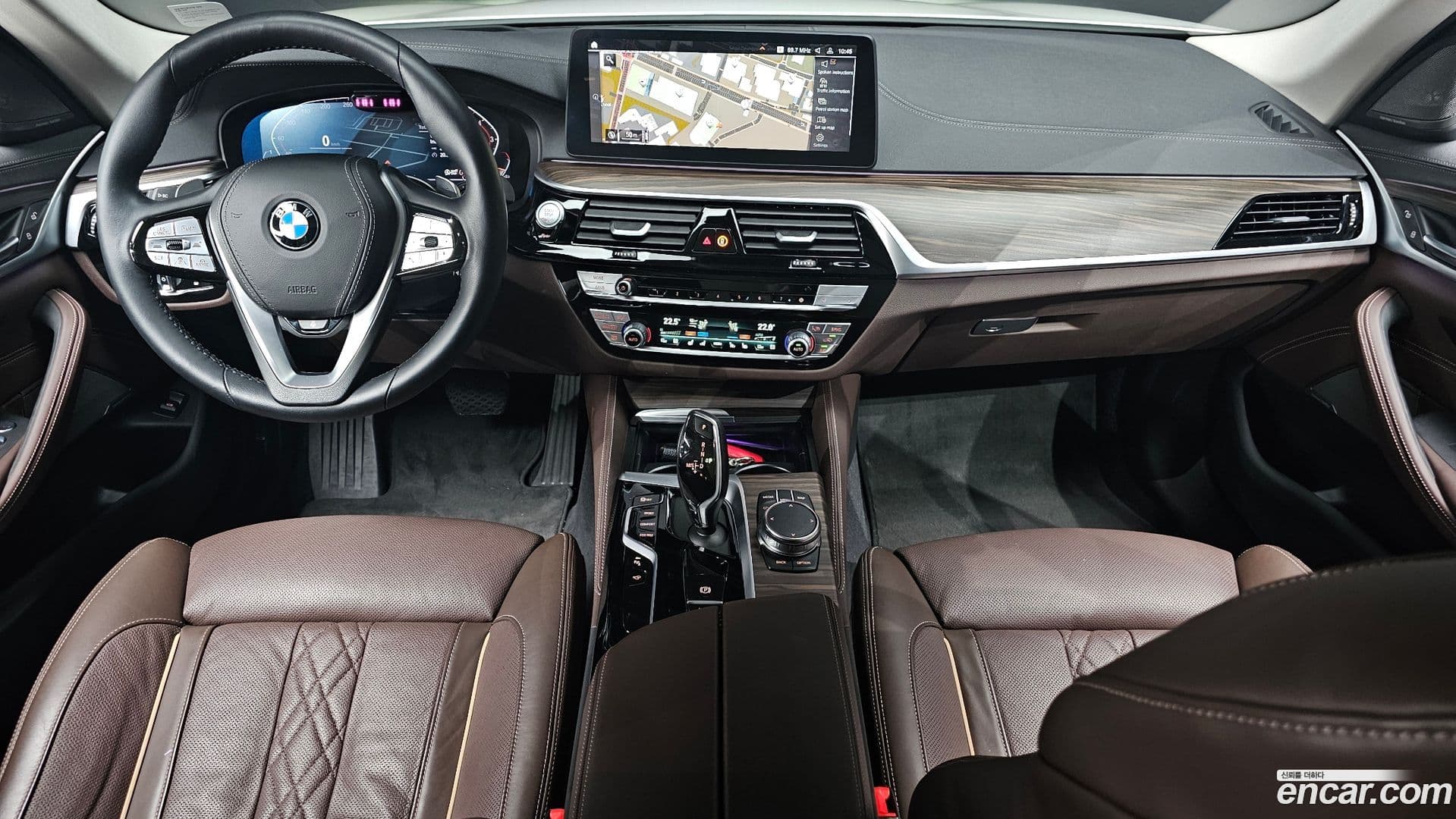 Main__Slider__Photo:5-Series BMW 2023.6-6