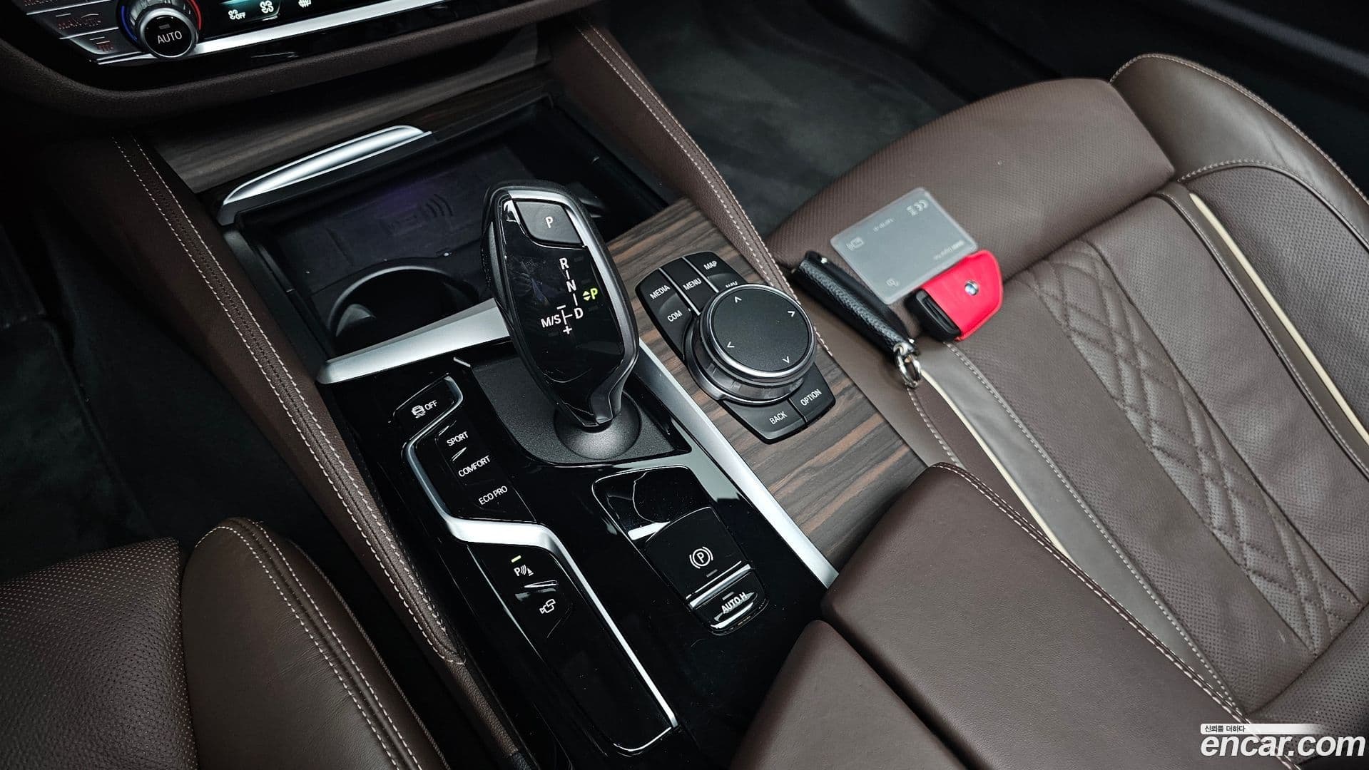 Main__Slider__Photo:5-Series BMW 2023.6-8