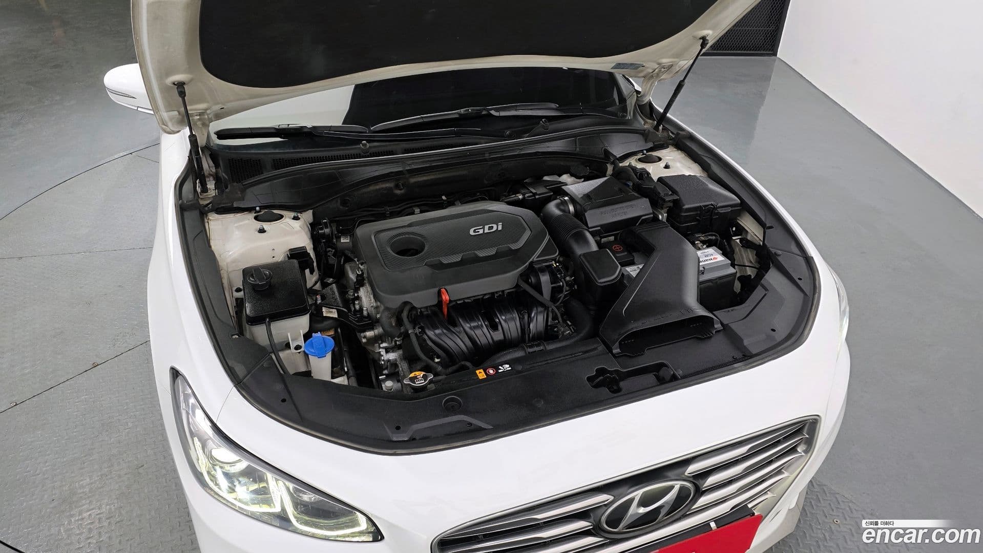 Main__Slider__Photo:Grandeur Hyundai 2017.0-5