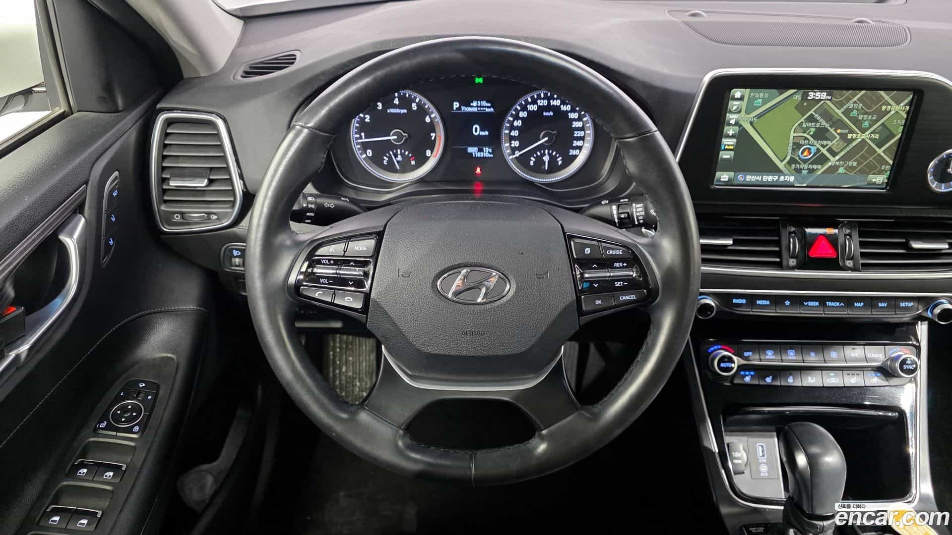 Grandeur Hyundai 2017.0-OPTION-017