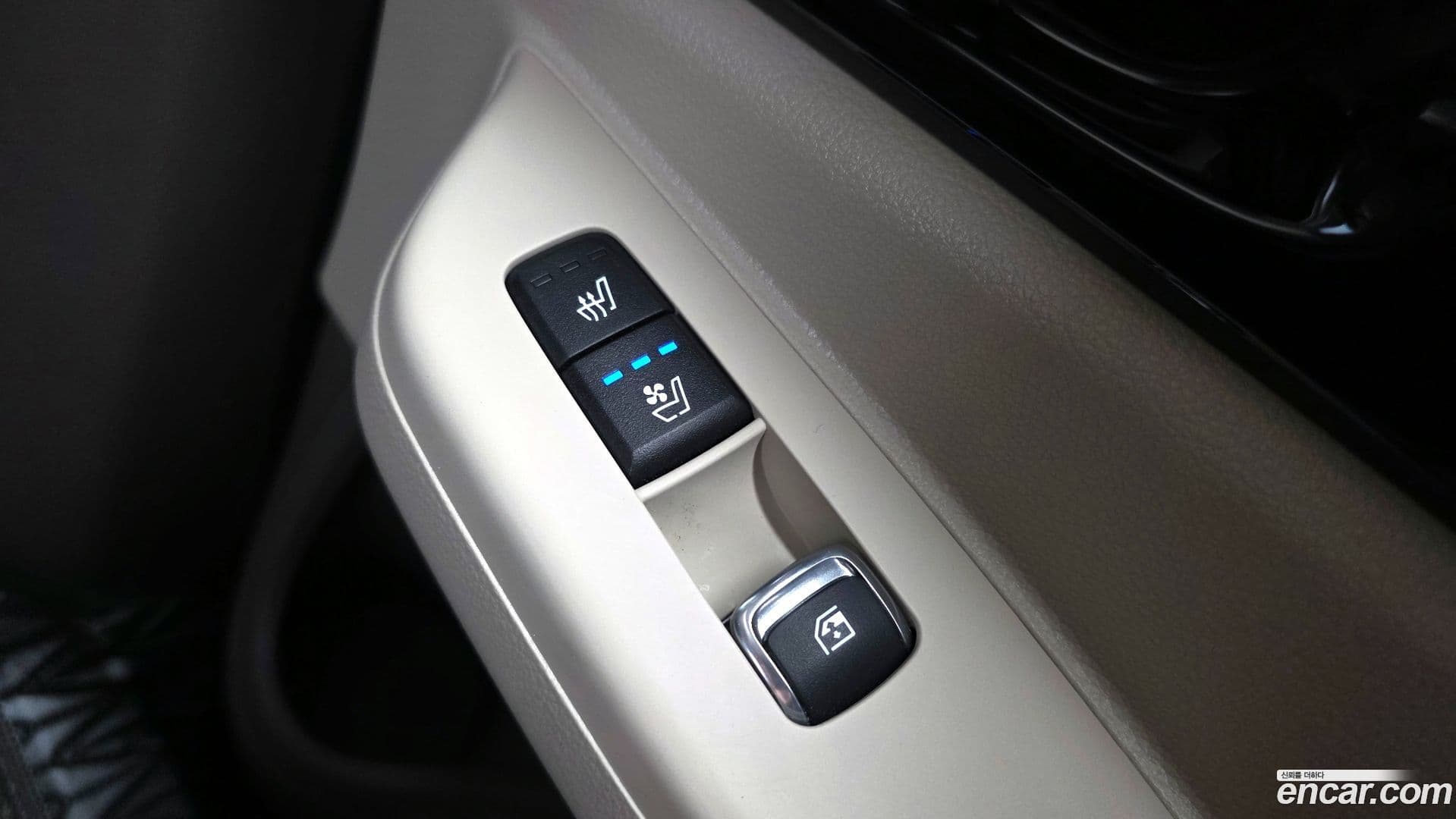 Main__Slider__Photo:Canival Kia 2025.6-17