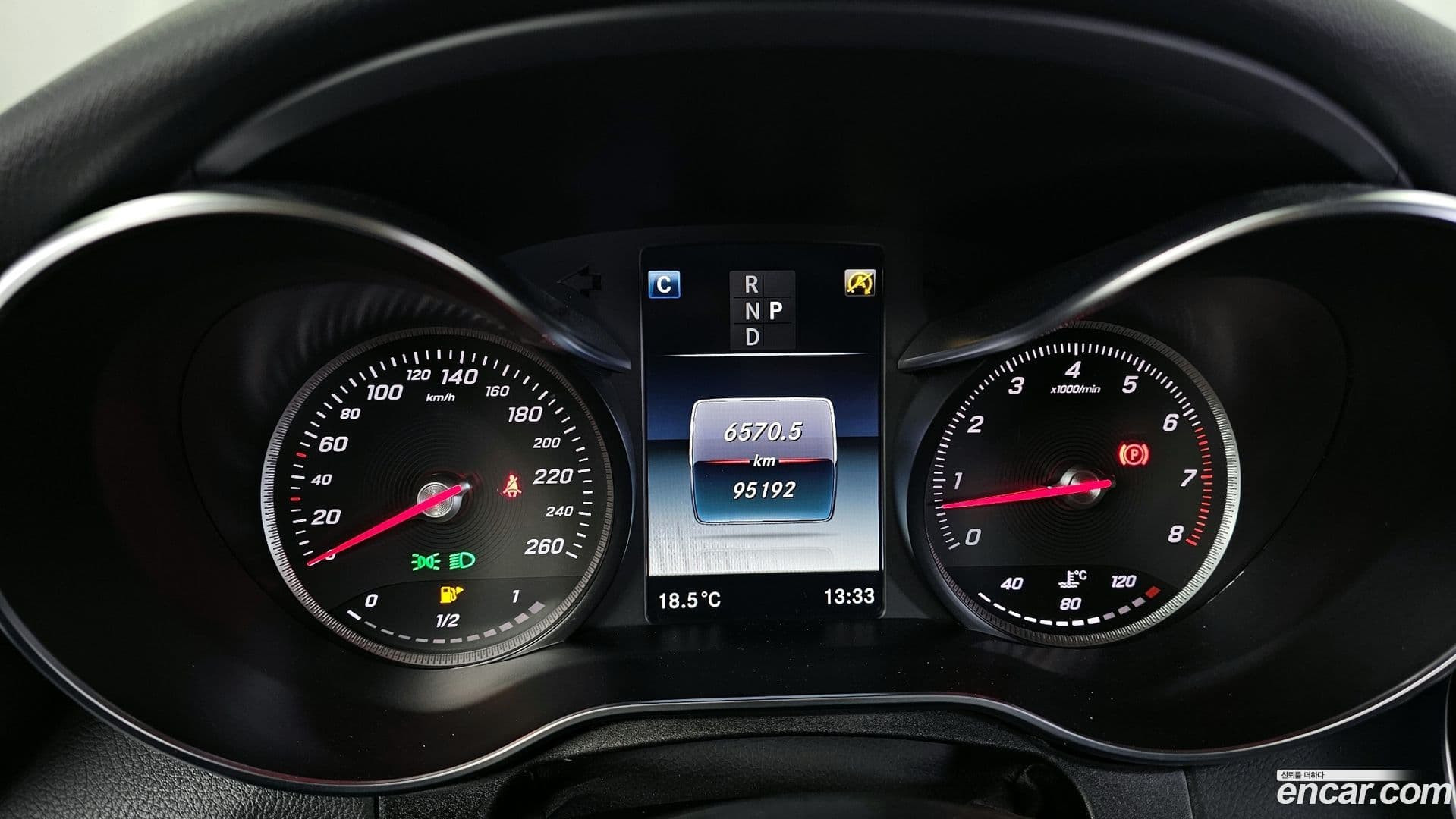 Main__Slider__Photo:C-Class Mercedes-Benz 2017.7-7