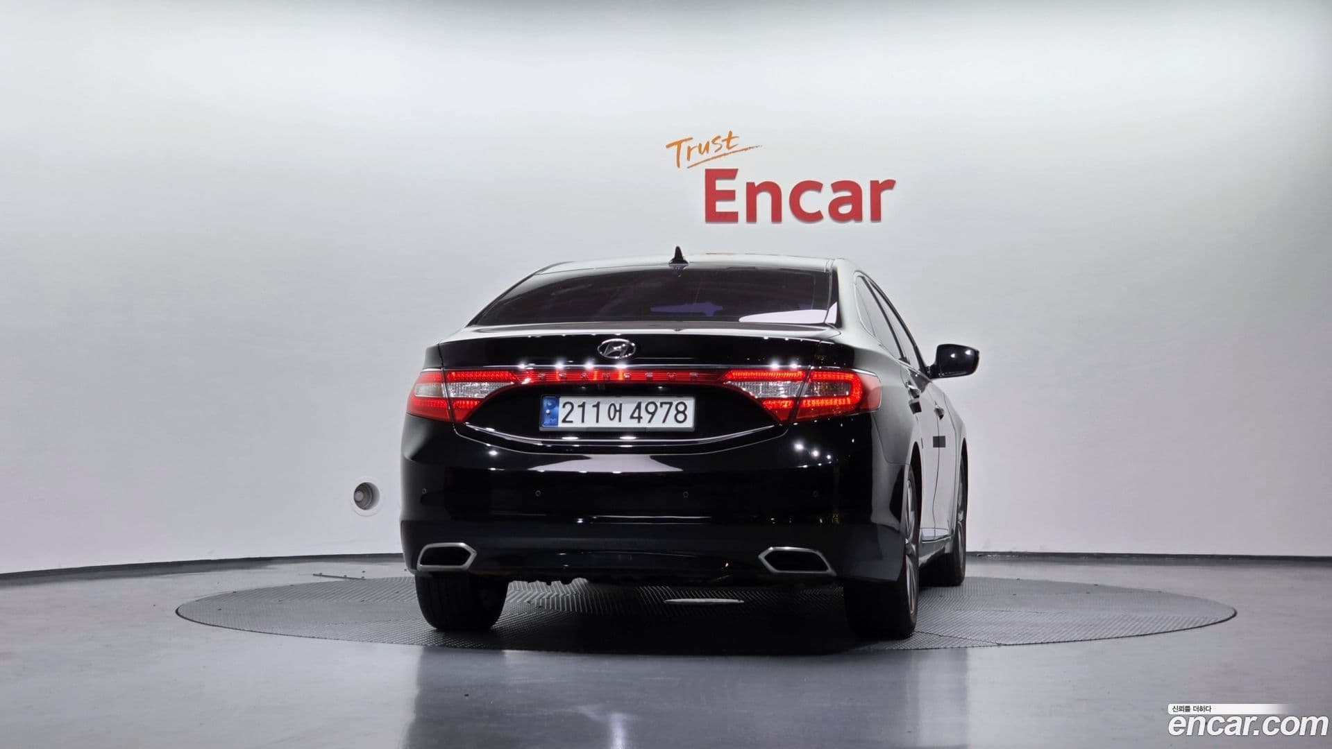 Main__Slider__Photo:Grandeur Hyundai 2015.9-3