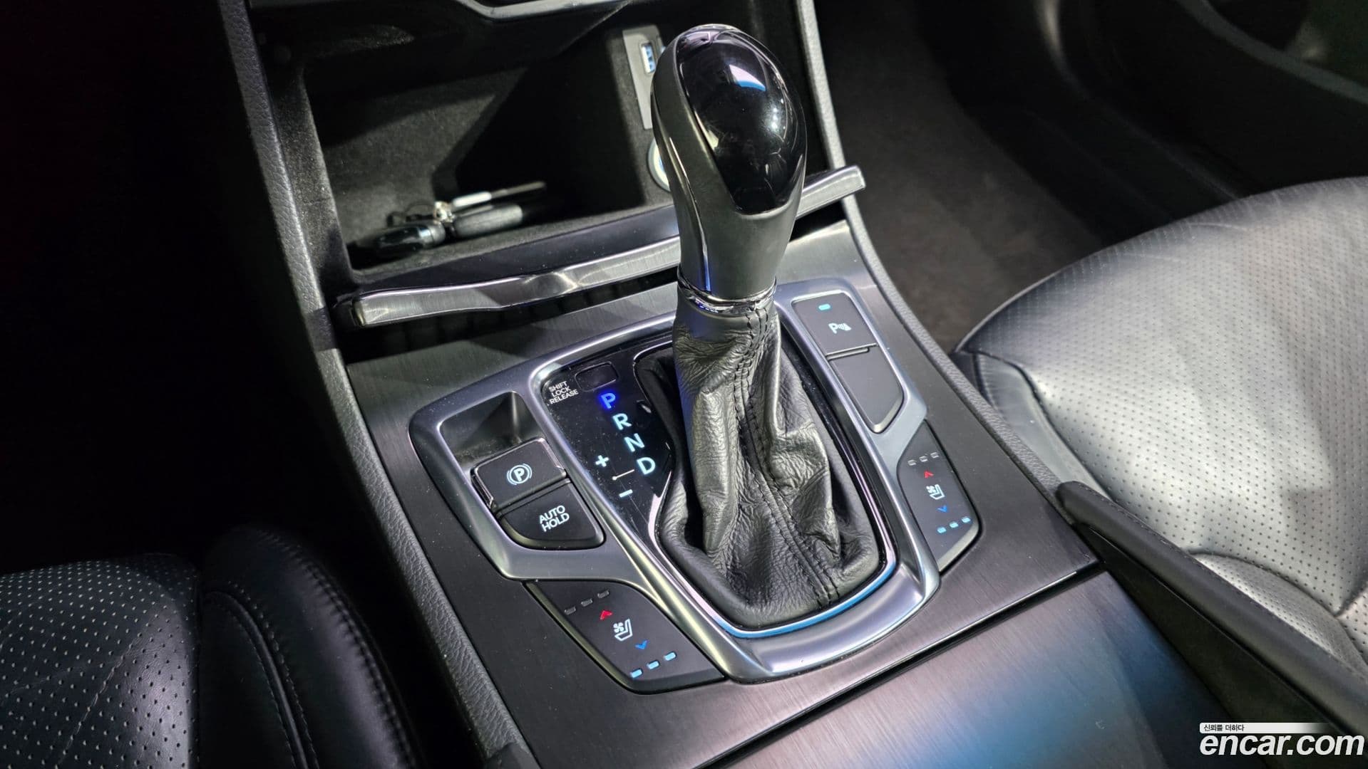 Main__Slider__Photo:Grandeur Hyundai 2015.9-8