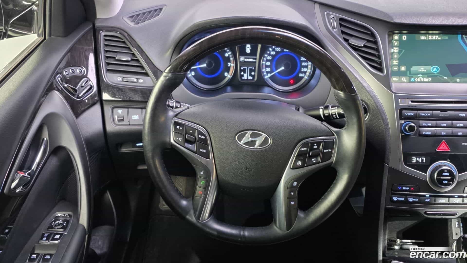 Grandeur Hyundai 2015.9-OPTION-017