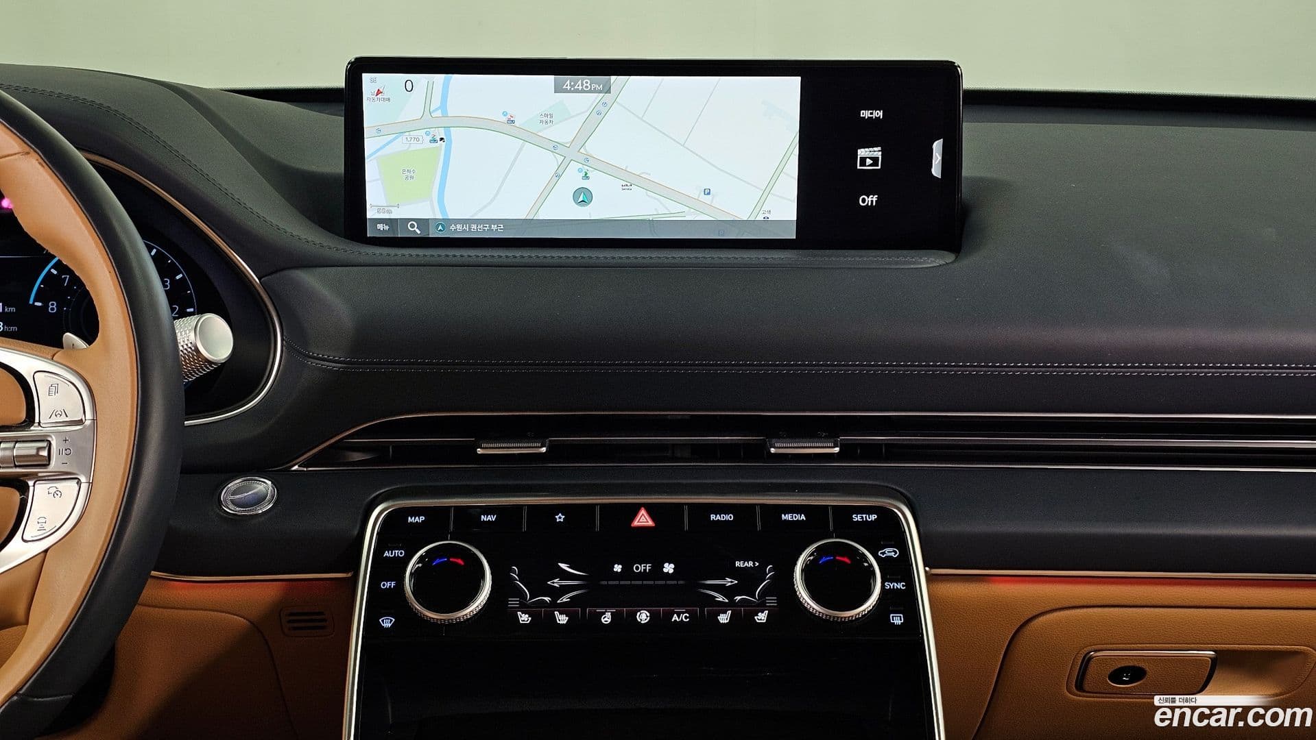 Main__Slider__Photo:GV80 Genesis 2022.4-13