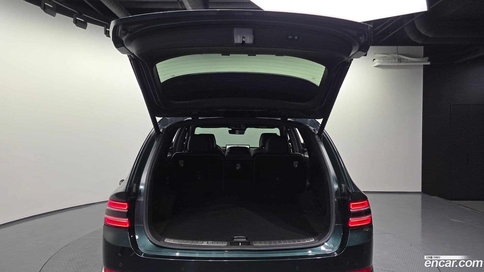 Main__Slider__Photo:GV80 Genesis 2021.2-19