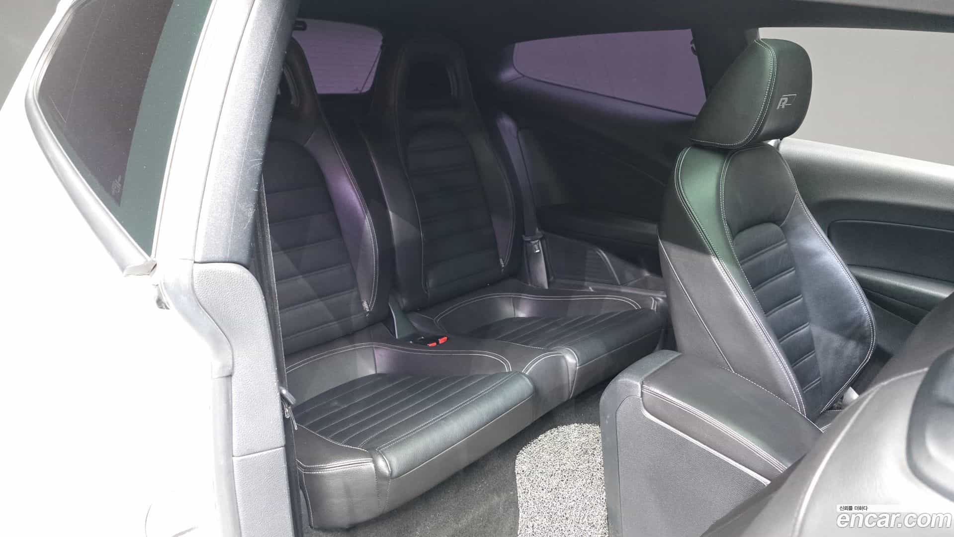 Scirocco Volkswagen 2015.1-OPTION-016