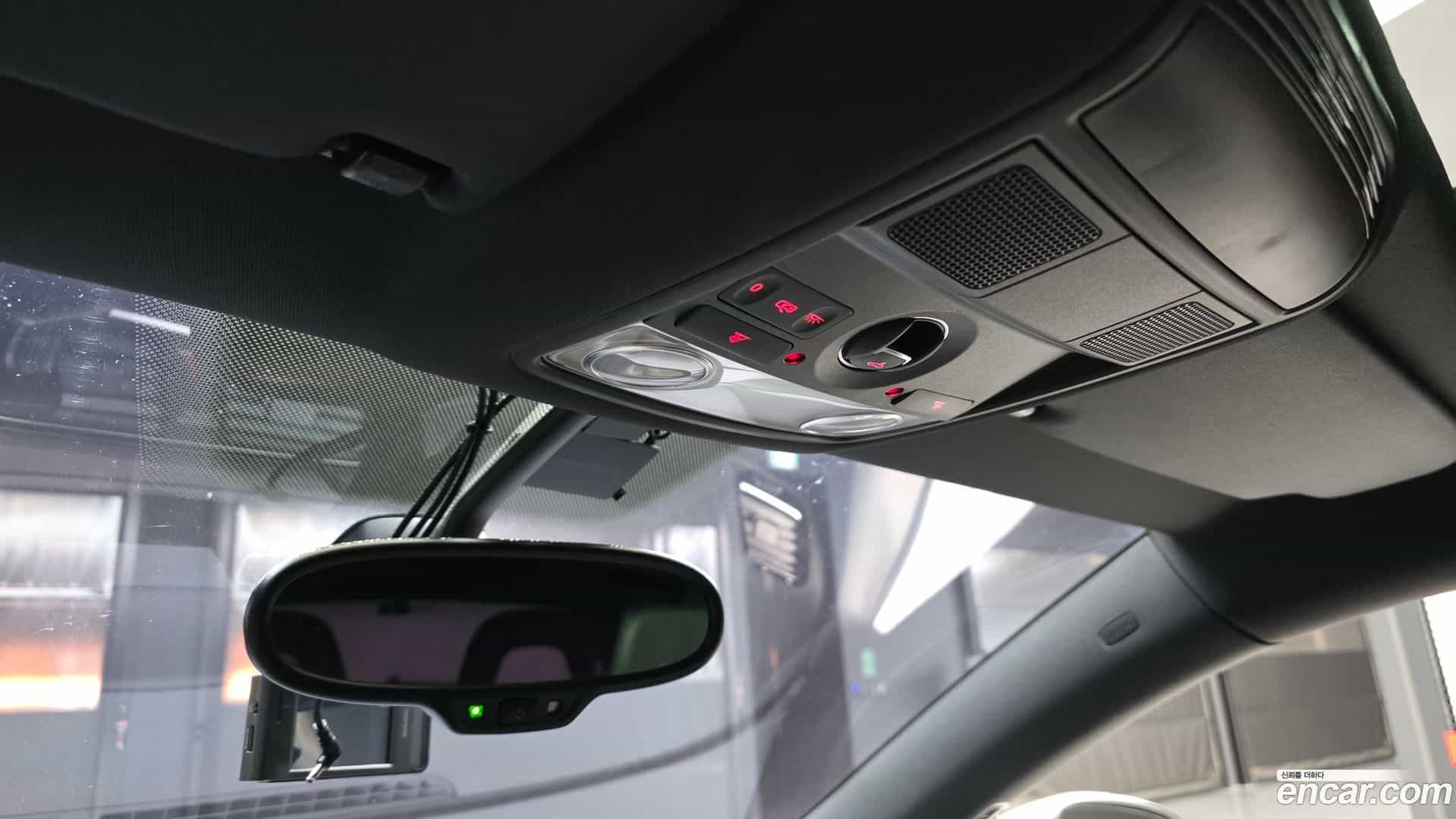 Scirocco Volkswagen 2015.1-OPTION-020