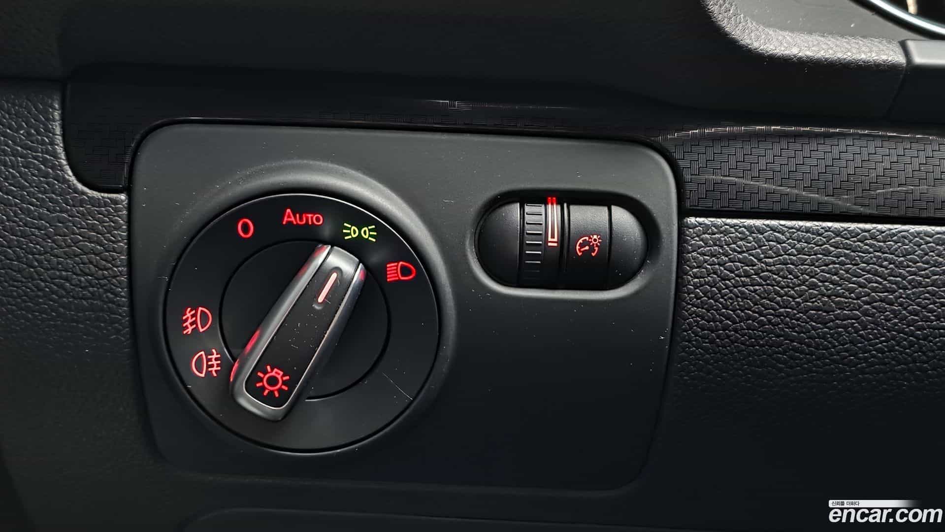 Scirocco Volkswagen 2015.1-OPTION-022