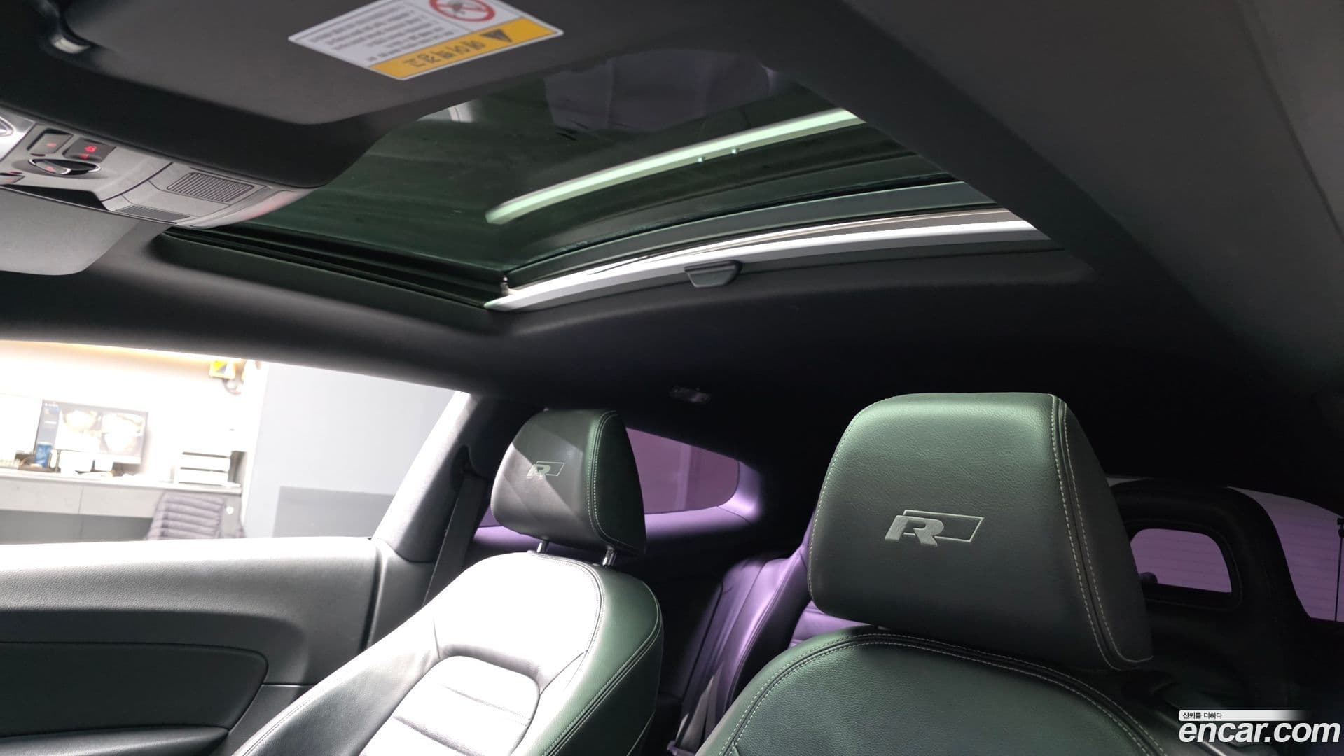 Main__Slider__Photo:Scirocco Volkswagen 2015.1-18