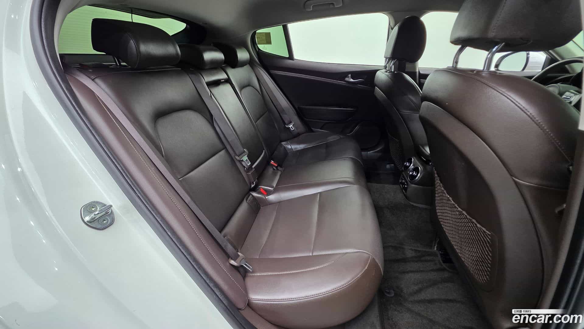 Stinger Kia 2017.6-OPTION-023