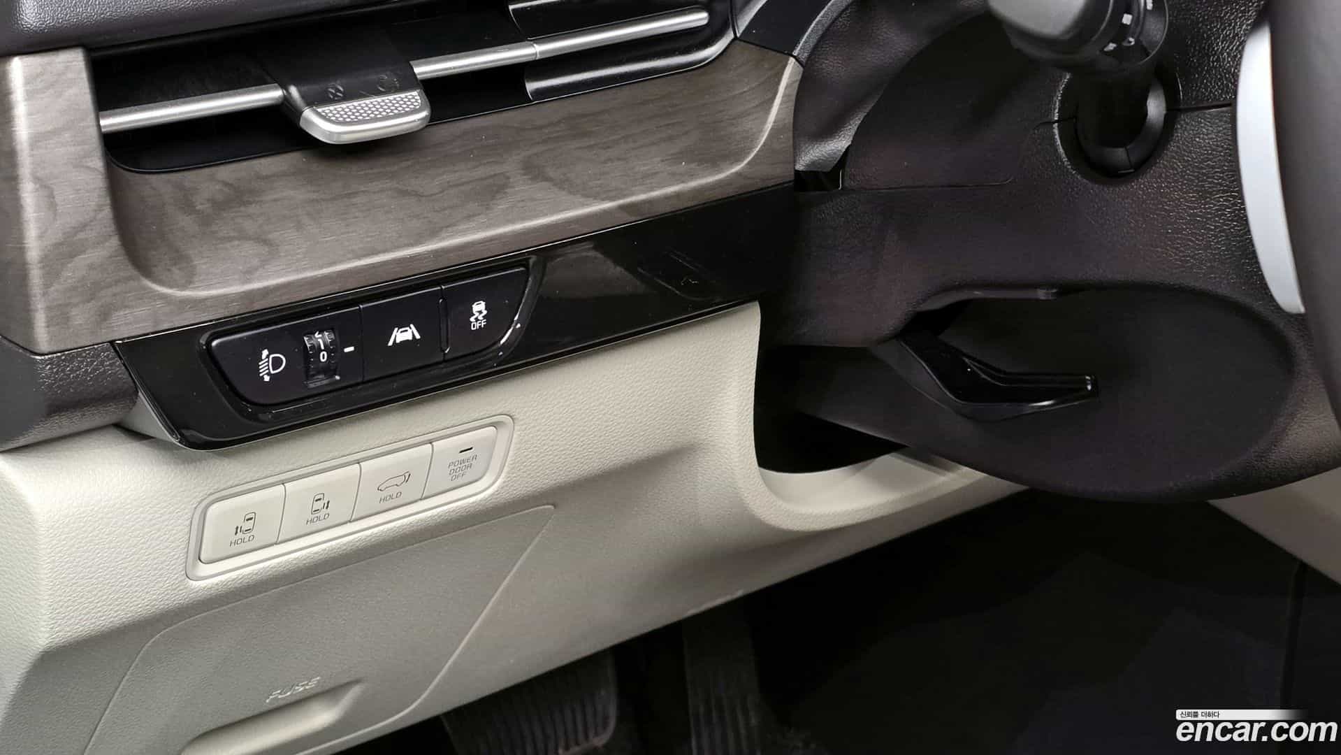 Canival Kia 2023.8-OPTION-018