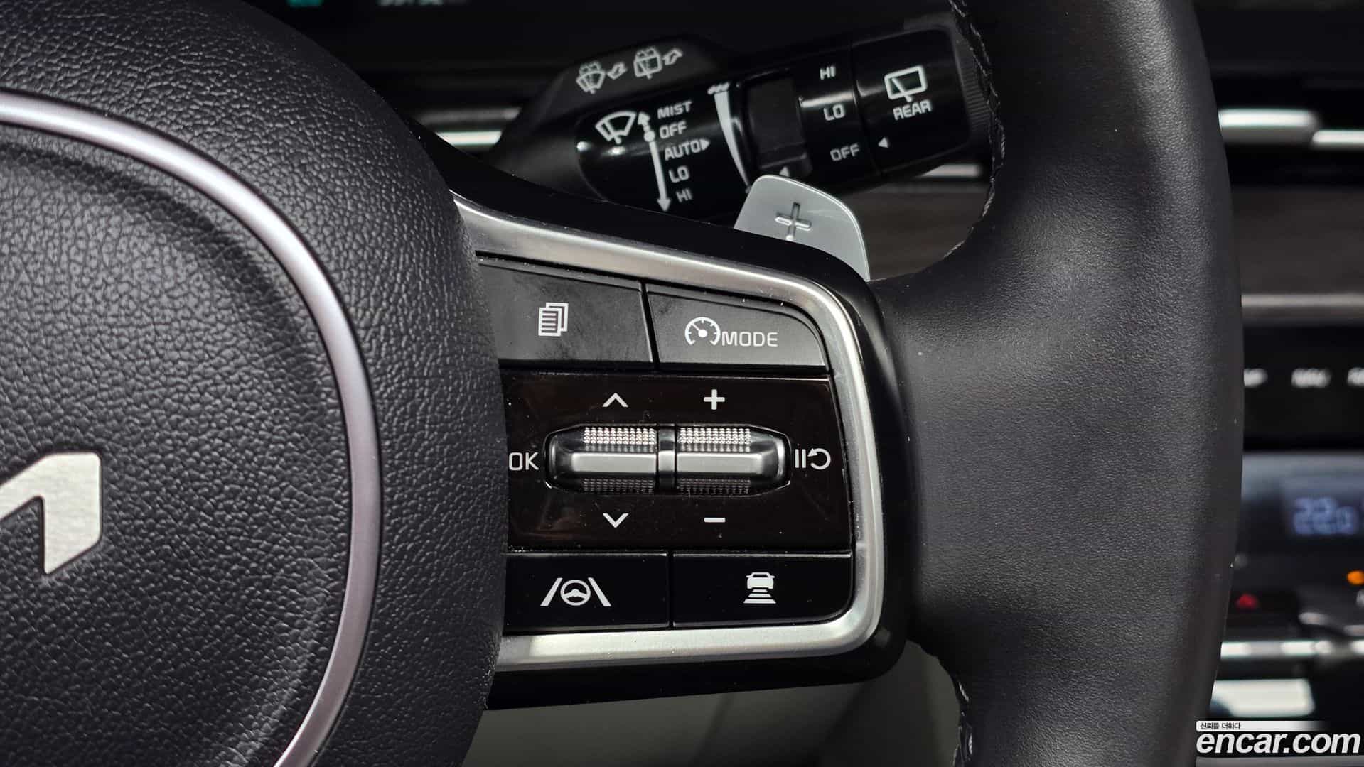 Canival Kia 2023.8-OPTION-019