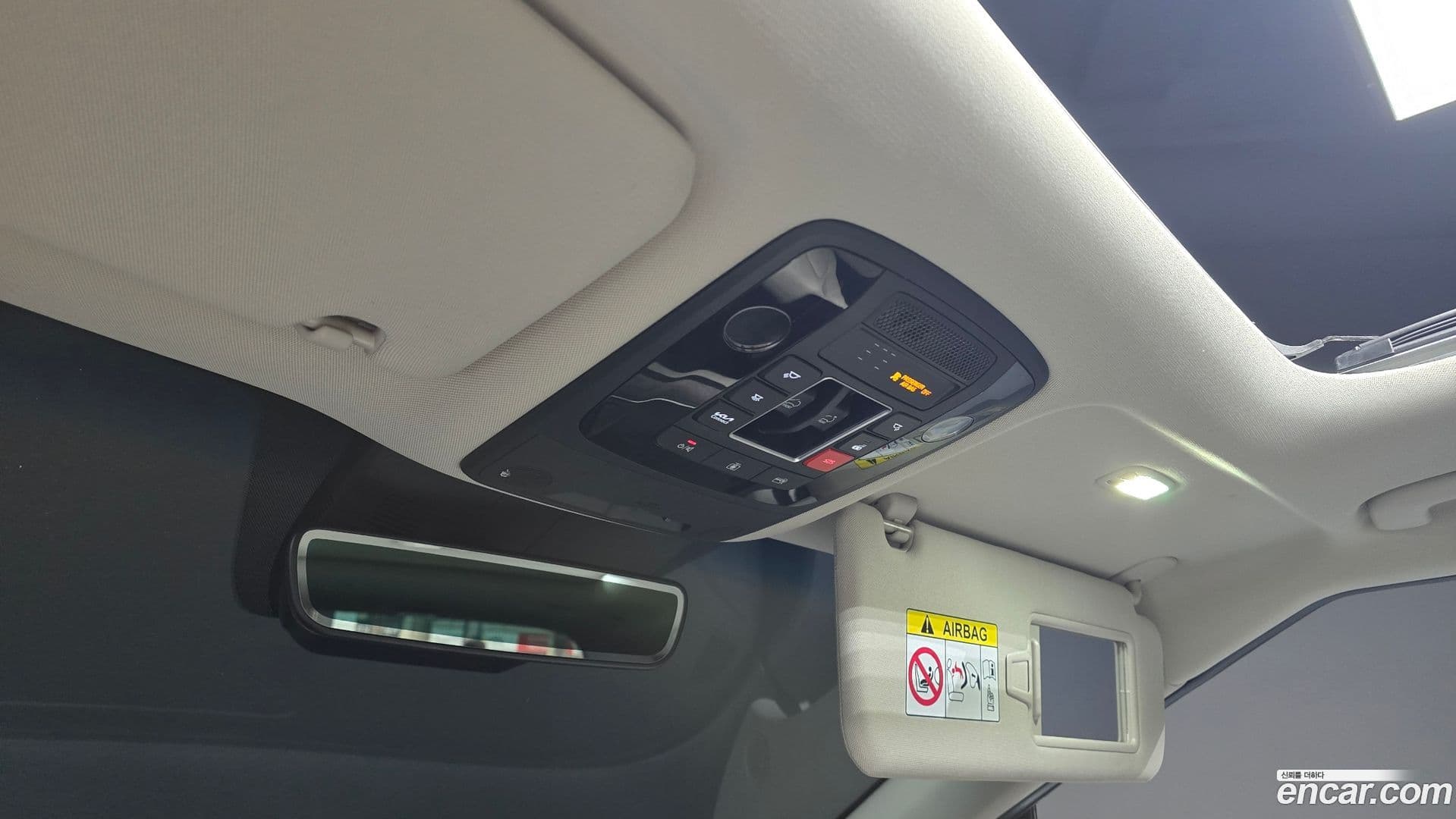 Main__Slider__Photo:Canival Kia 2023.8-19