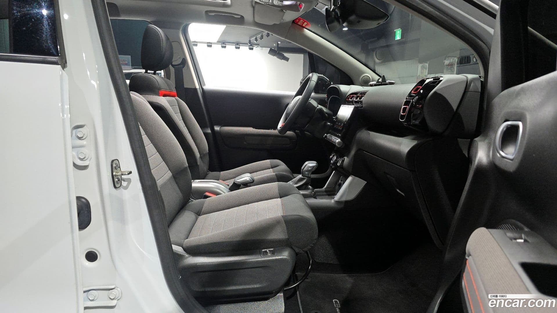 Main__Slider__Photo:C3 Aircross Citroen-DS 2021.5-10