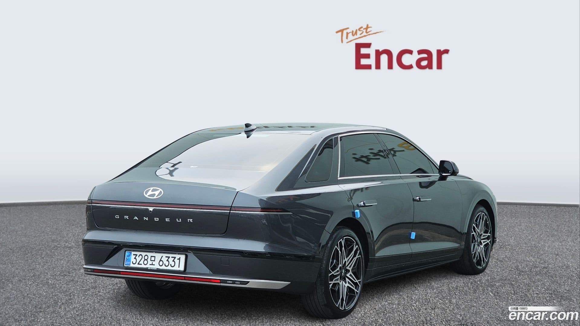 Main__Slider__Photo:Grandeur Hyundai 2023.8-1