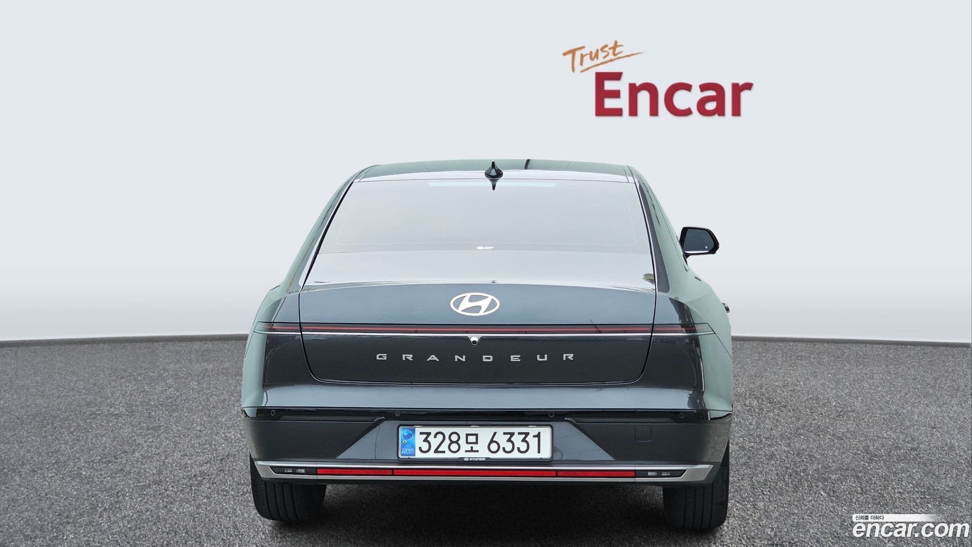 Main__Slider__Photo:Grandeur Hyundai 2023.8-3