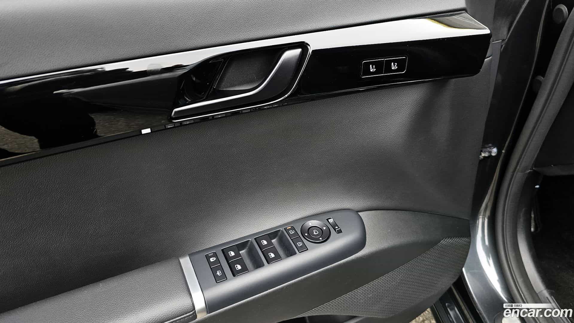 Grandeur Hyundai 2023.8-OPTION-022